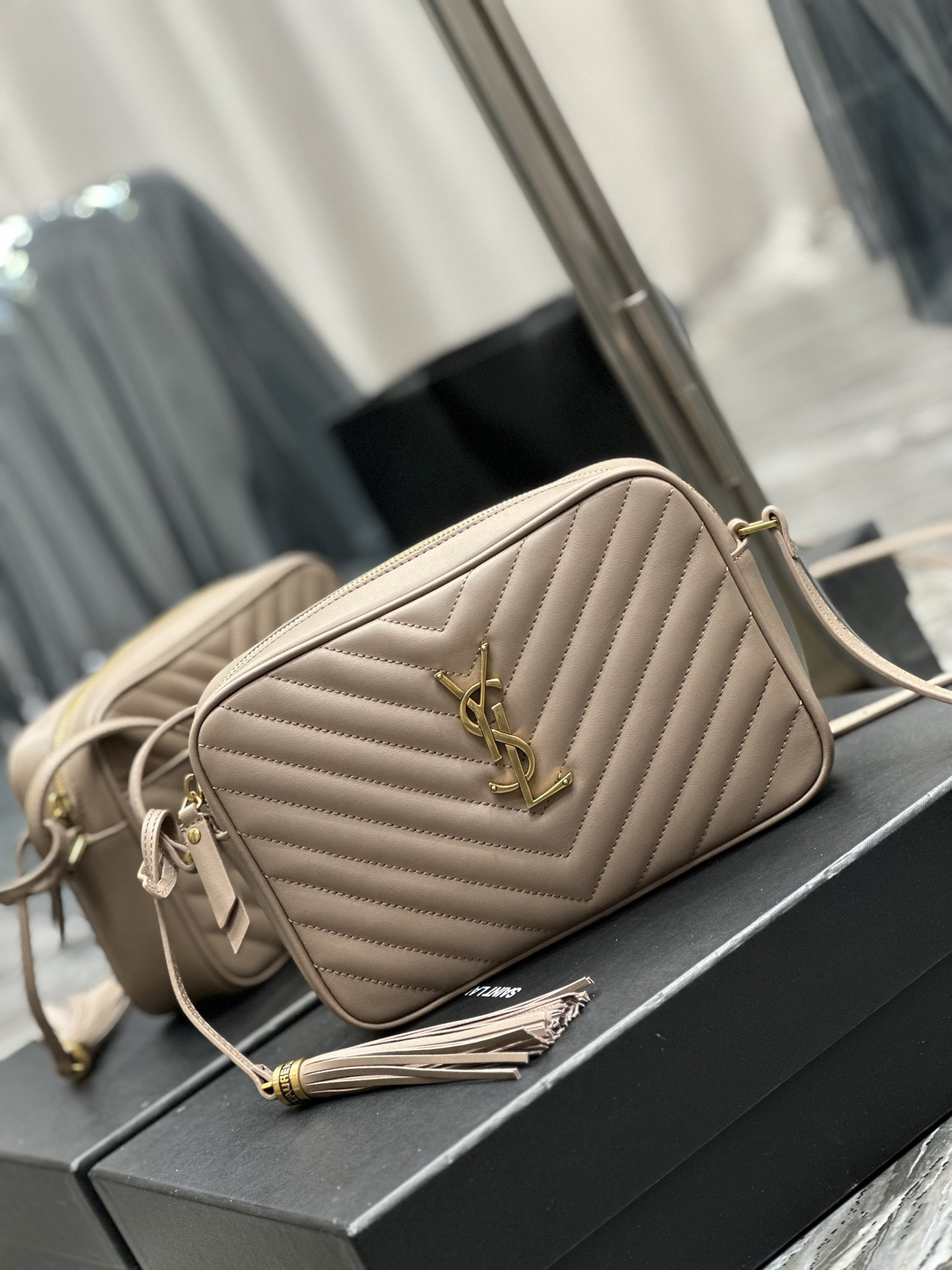 Y51 Lou Camera Bag