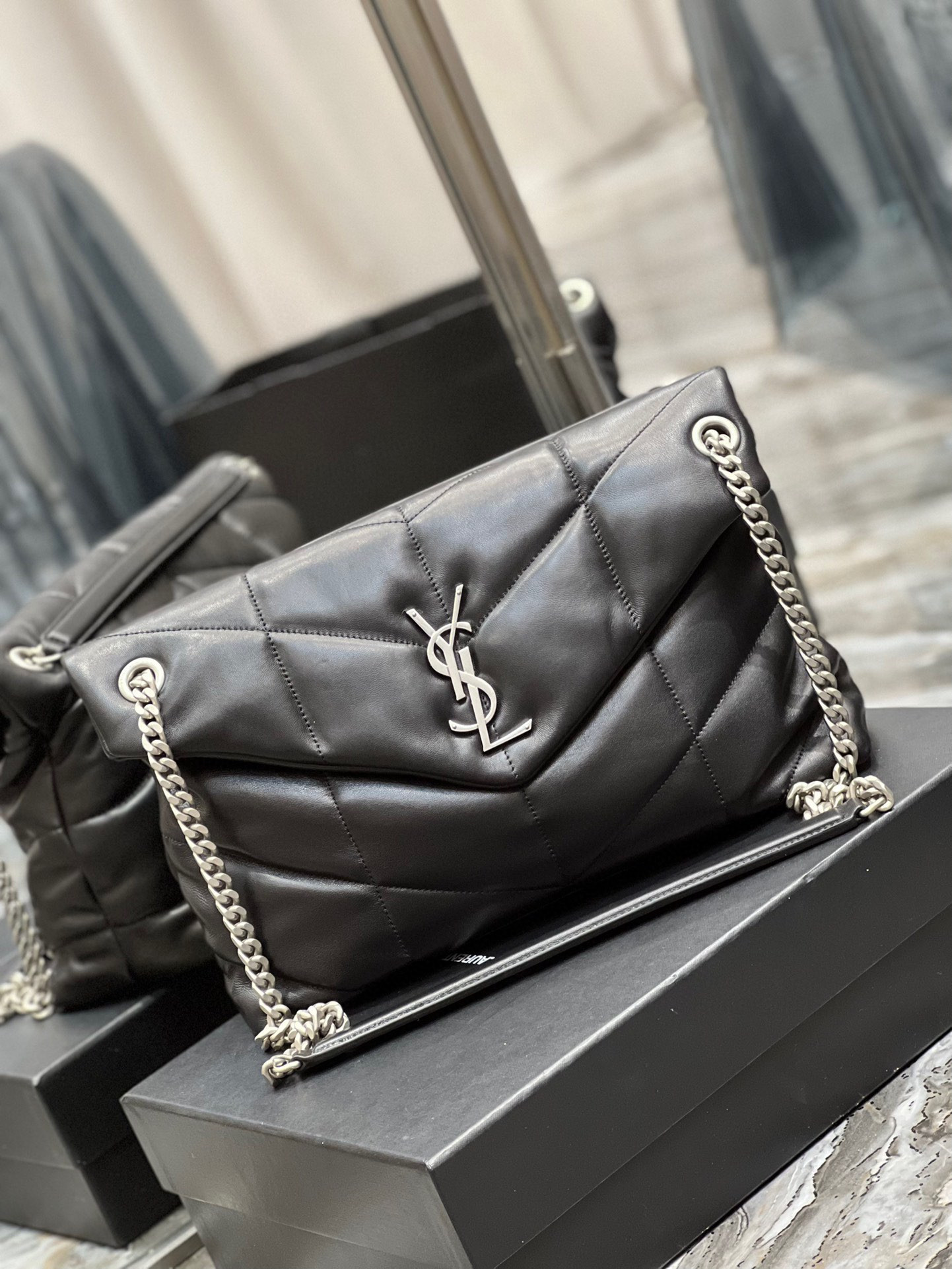 Y51 Loulou Bag