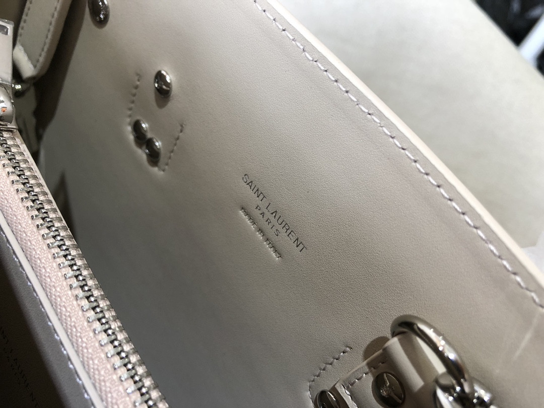 Y51 Sac De Jour Bag