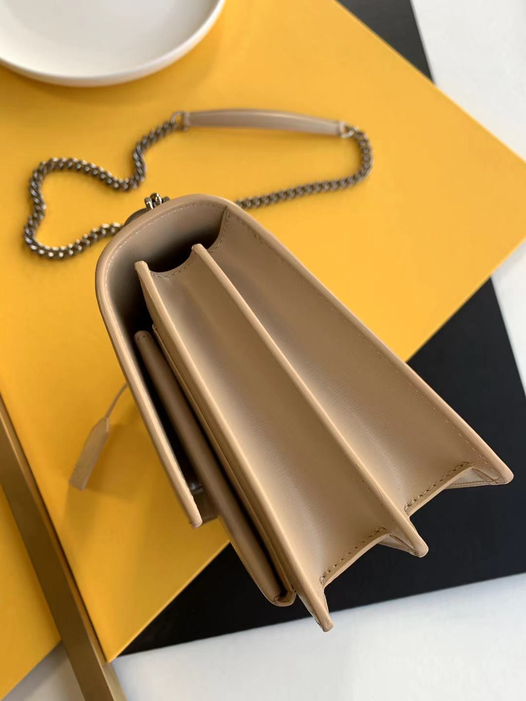 Y51 Sunset Bag