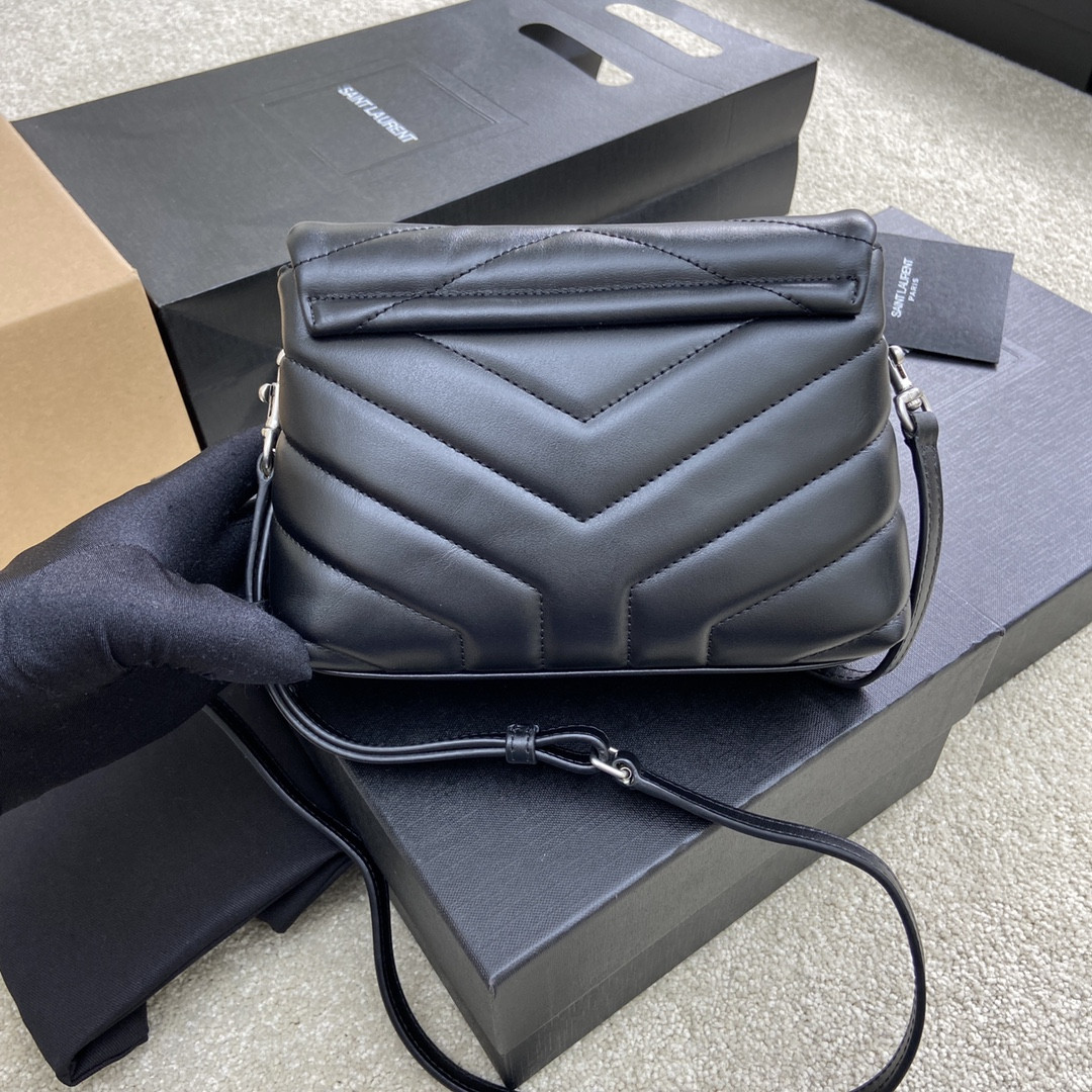 Y51 Loulou Bag