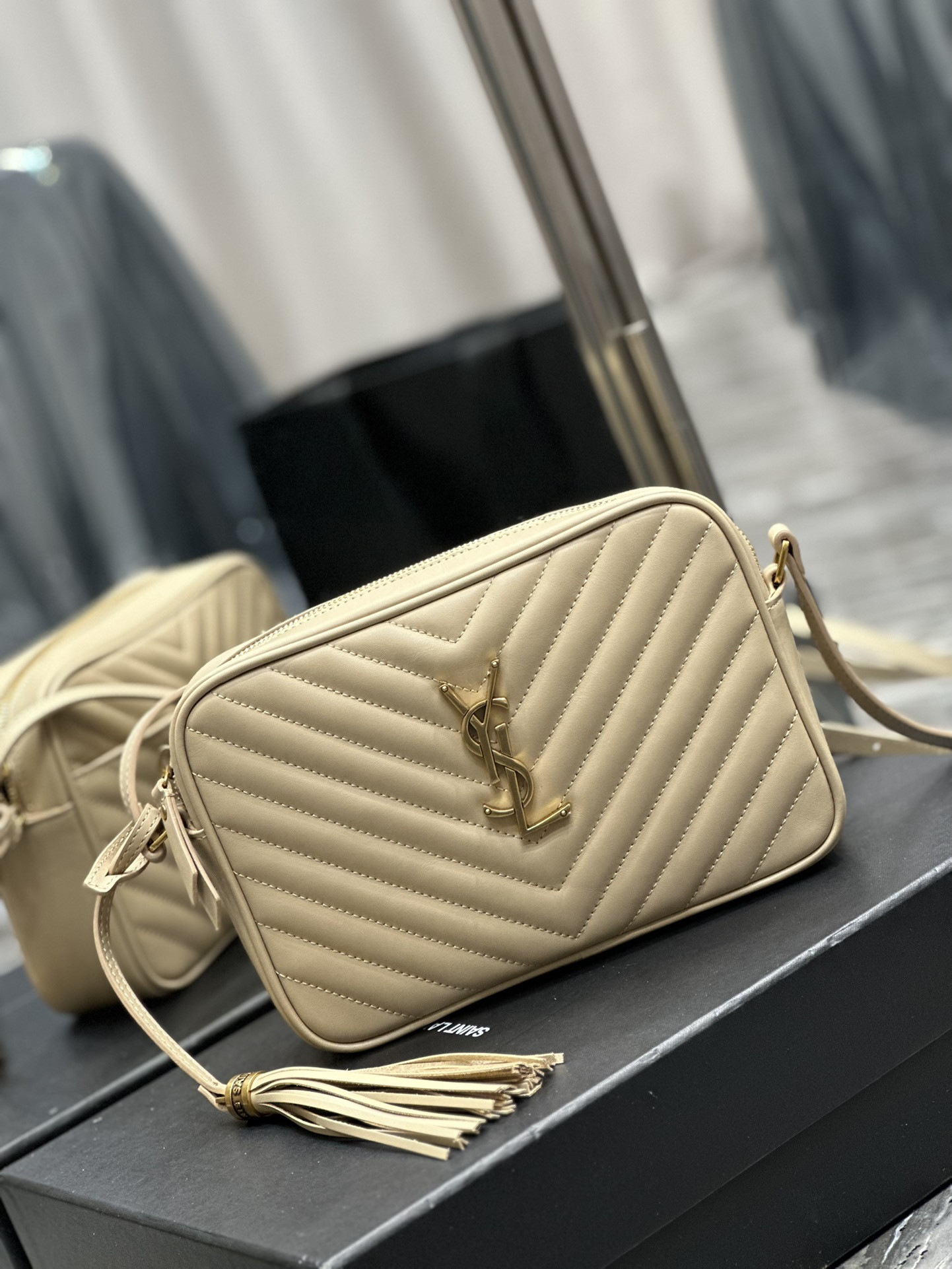 Y51 Lou Camera Bag