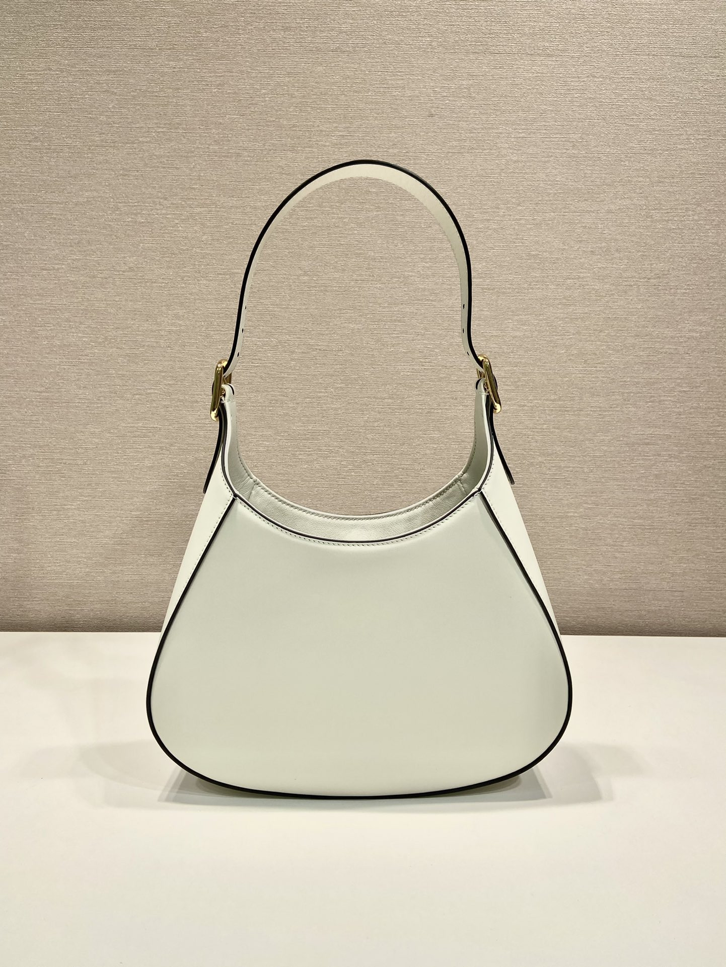 Pra*a Cleo Bag