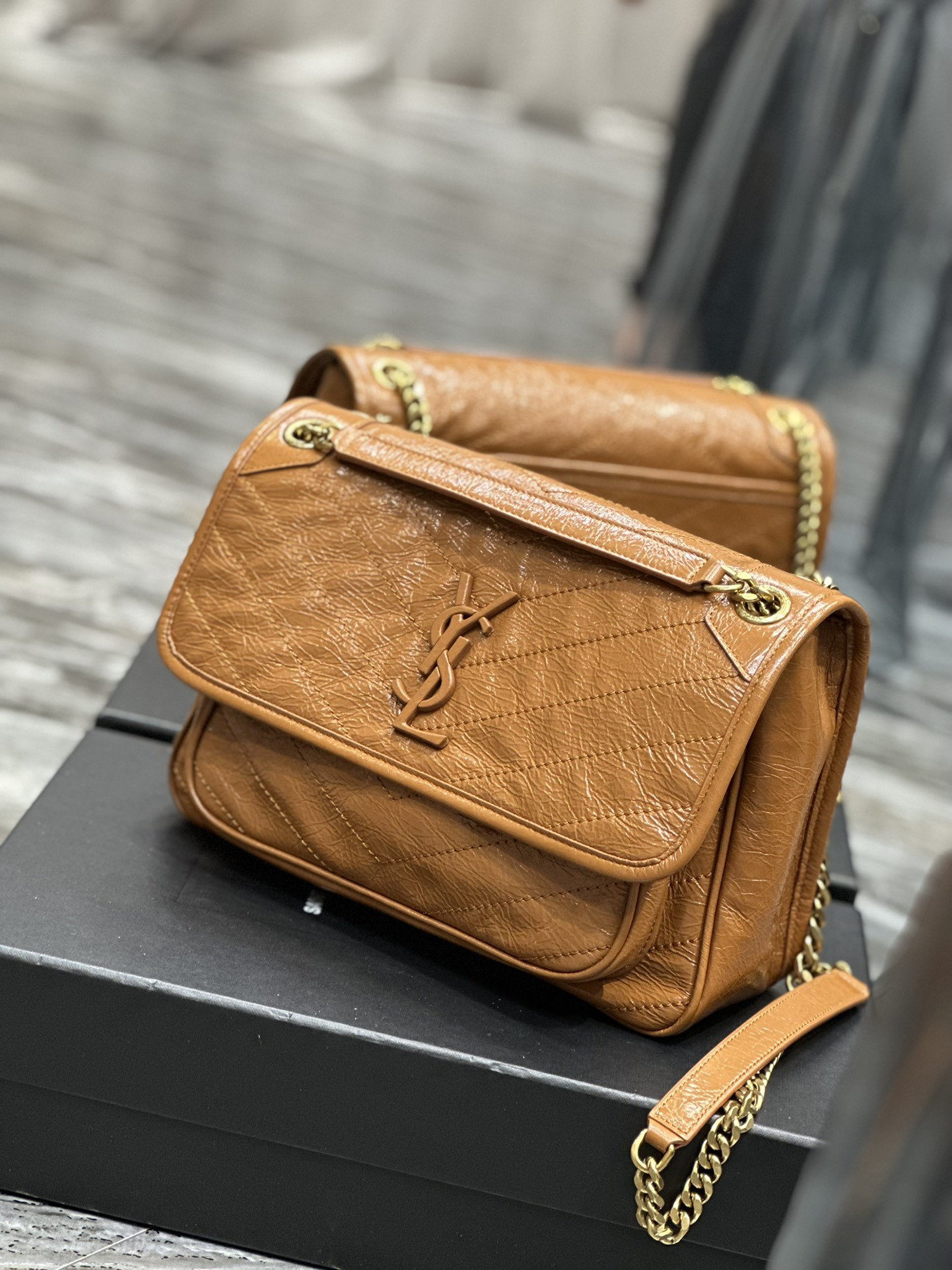 Y51 Niki Medium Bag