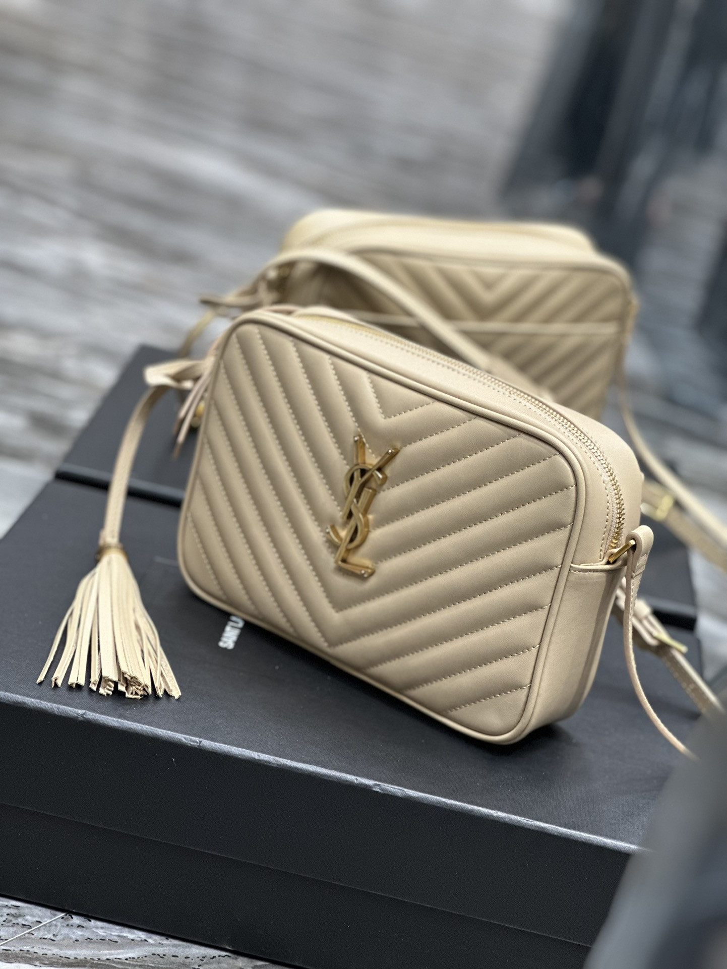 Y51 Lou Camera Bag