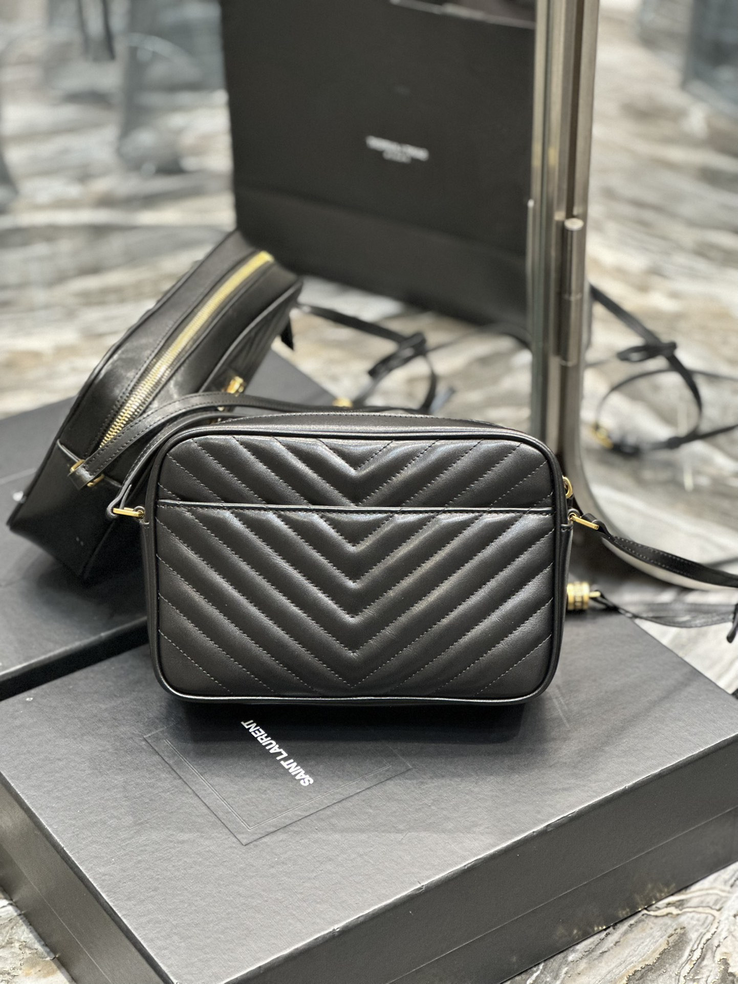 Y51 Lou Camera Bag