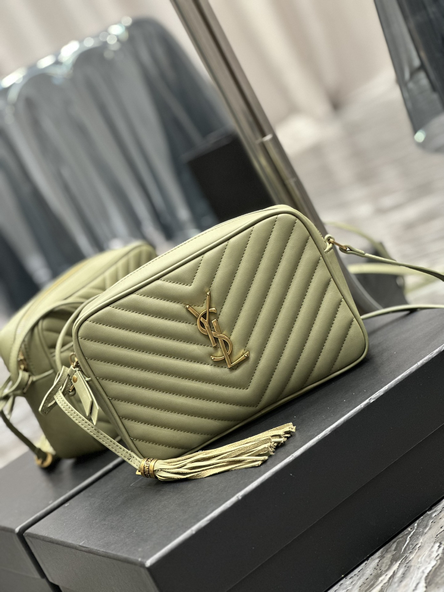 Y51 Lou Camera Bag