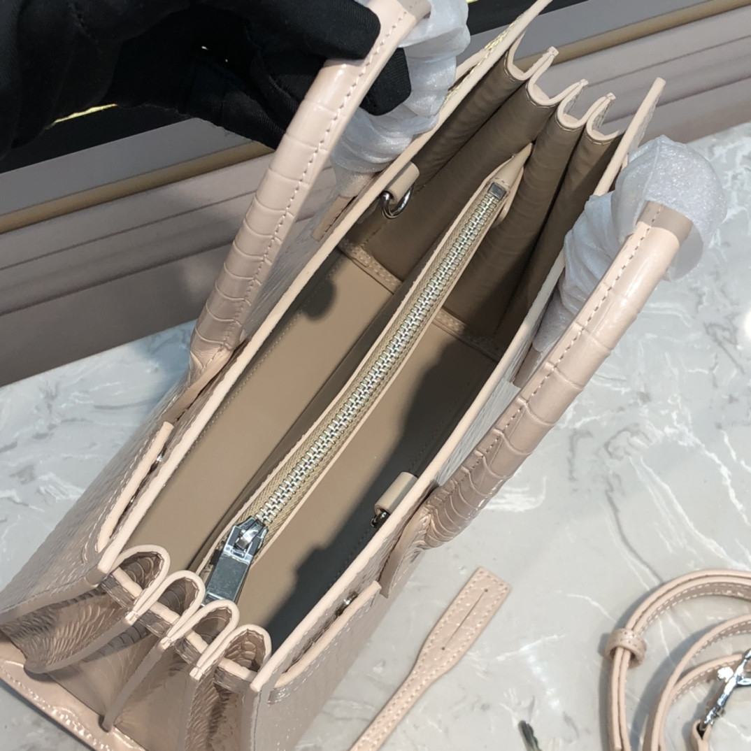Y51 Sac De Jour Bag