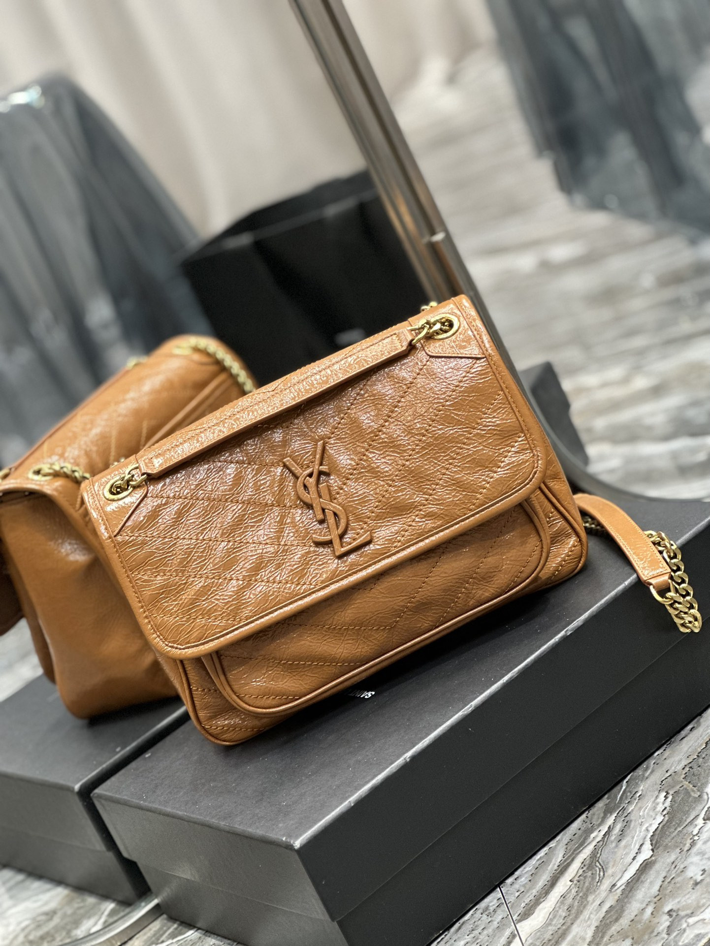 Y51 Niki Medium Bag