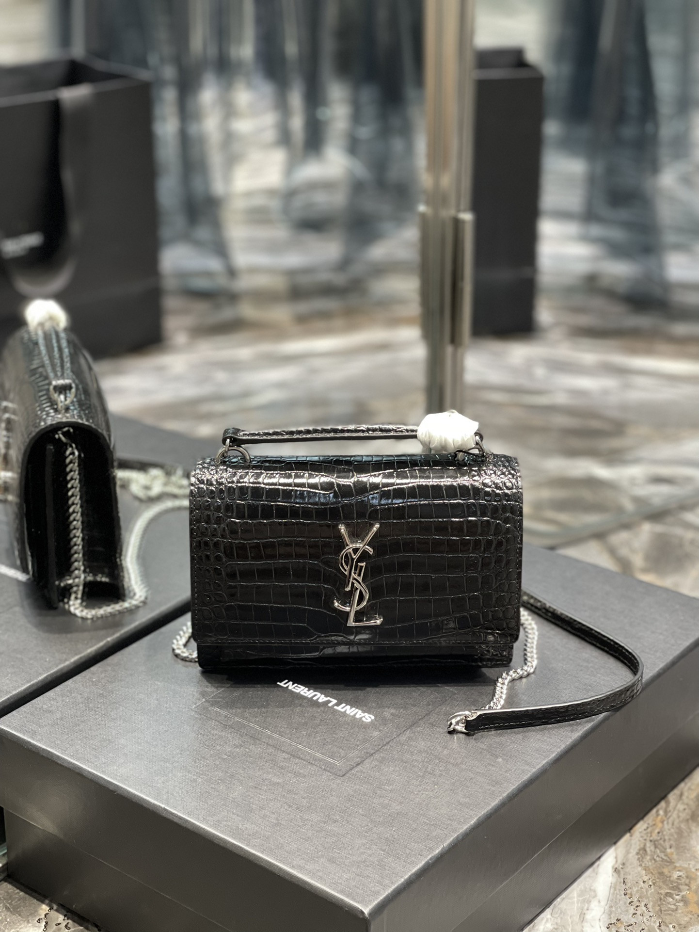 Y51 Sunset Bag