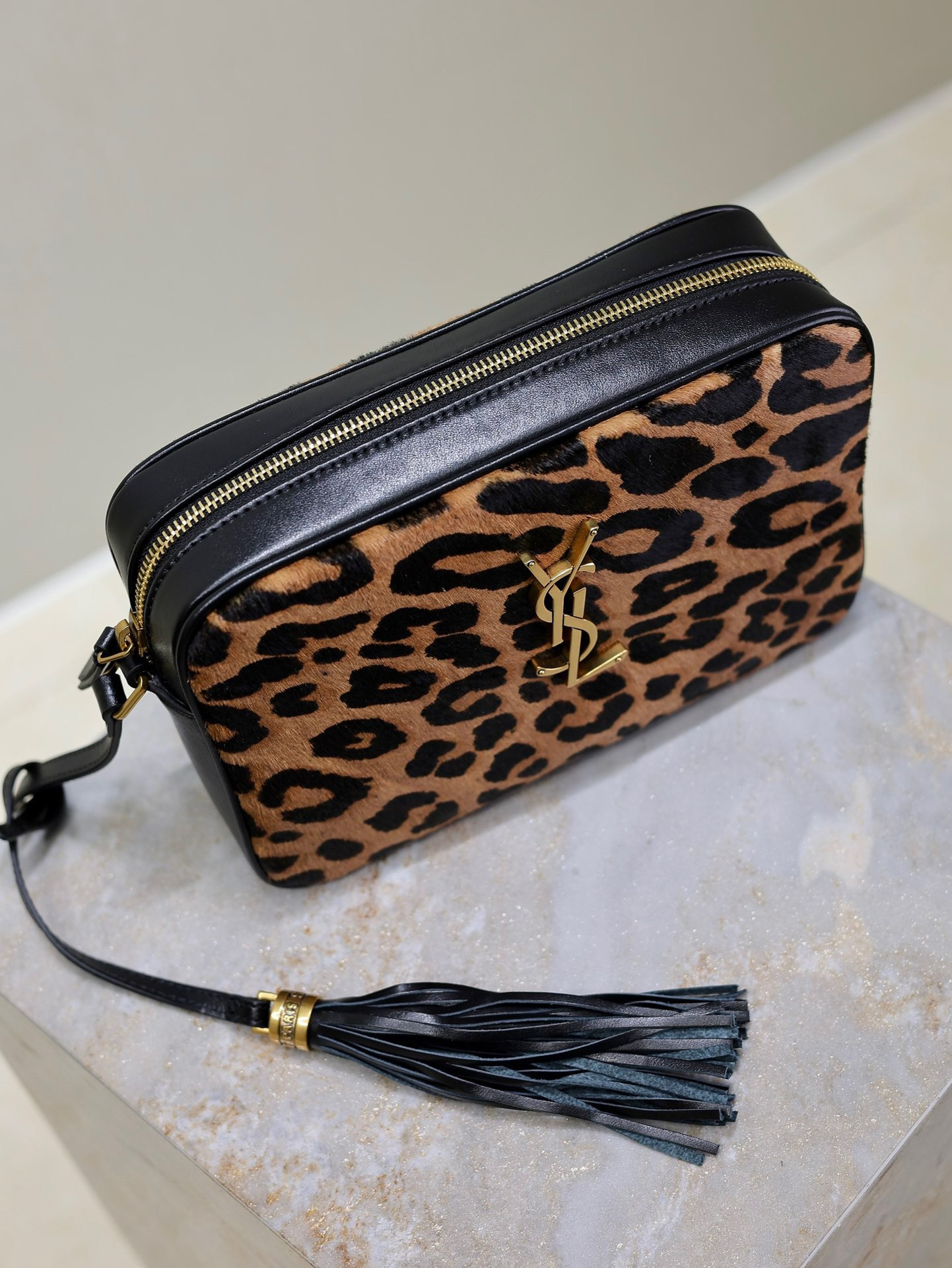 Y51 Lou Camera Bag