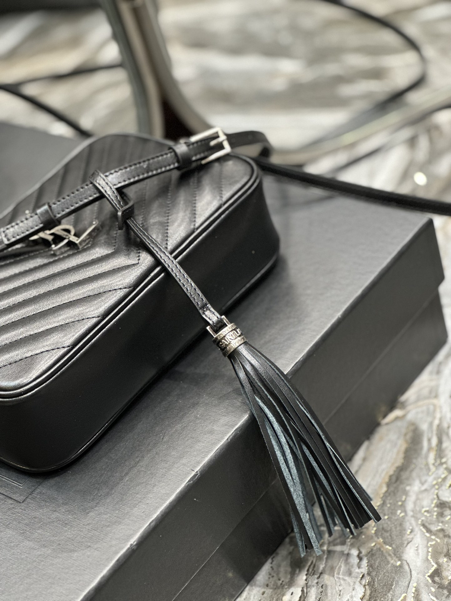 Y51 Lou Camera Bag