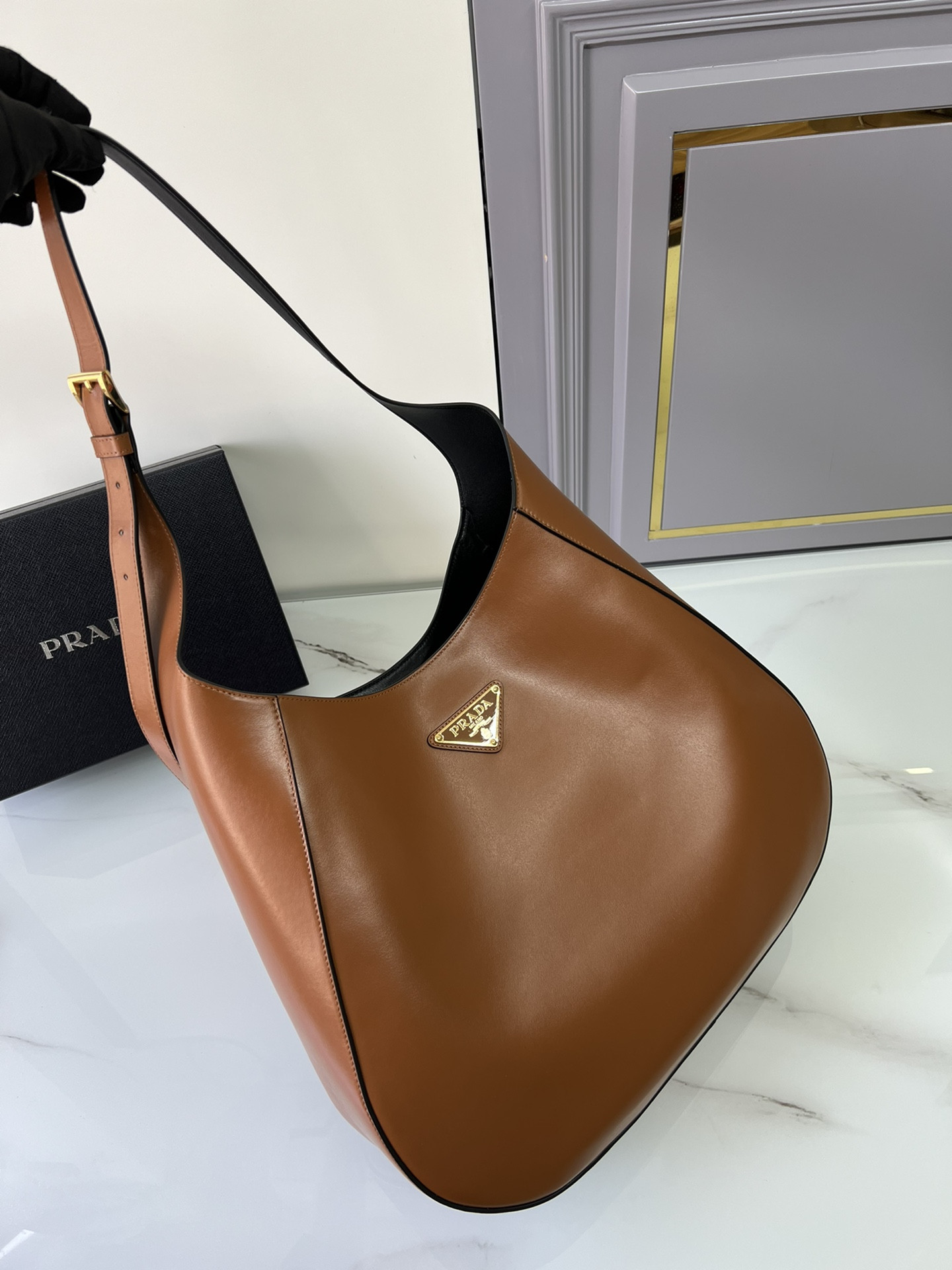 Pra*a Cleo Bag