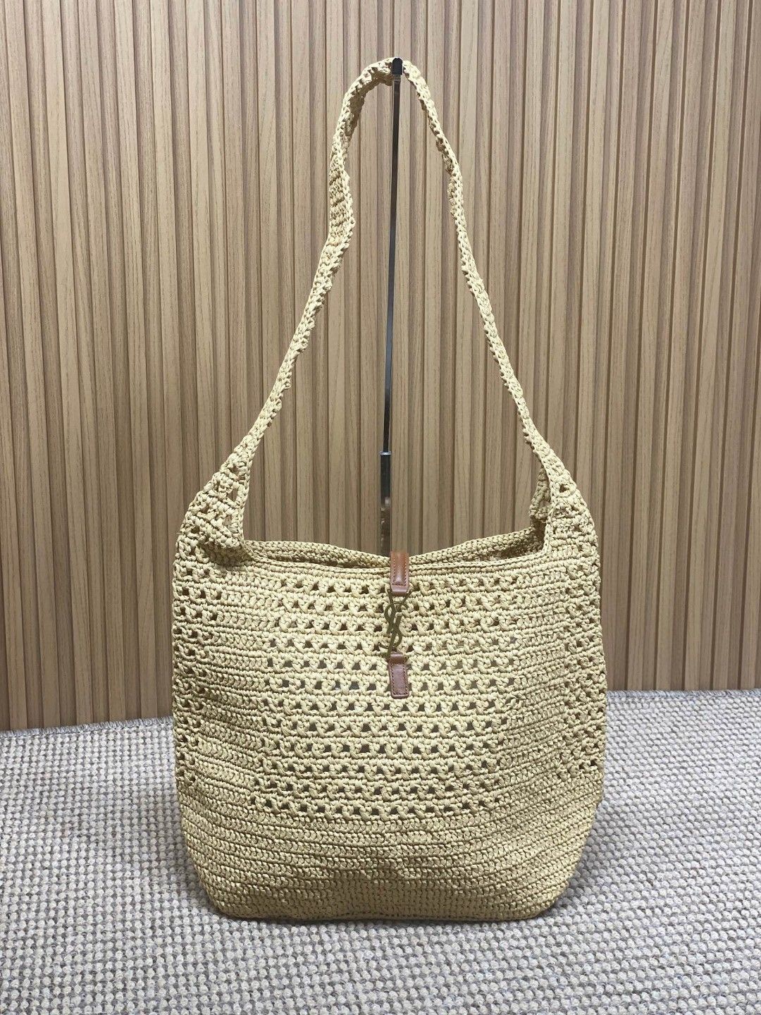 Y51 Apricot Braid/Gold Handmade Braided Bag Raffia Braided Style No.: 690941 Size: 30×37×14cm