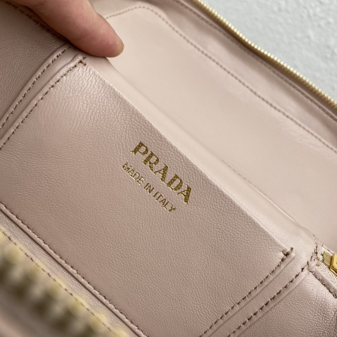 Pra*a Leather Mini-bag Bag