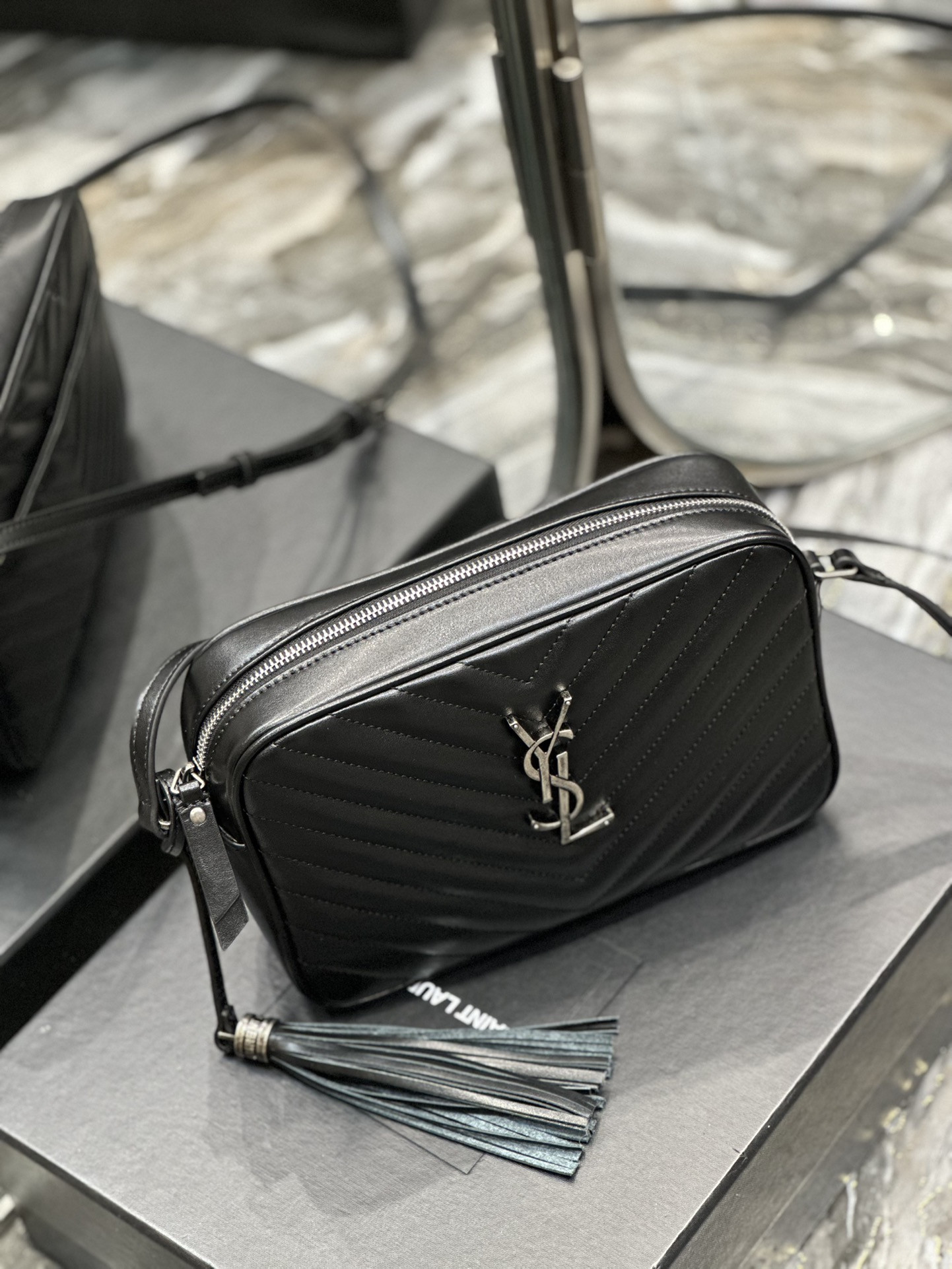 Y51 Lou Camera Bag