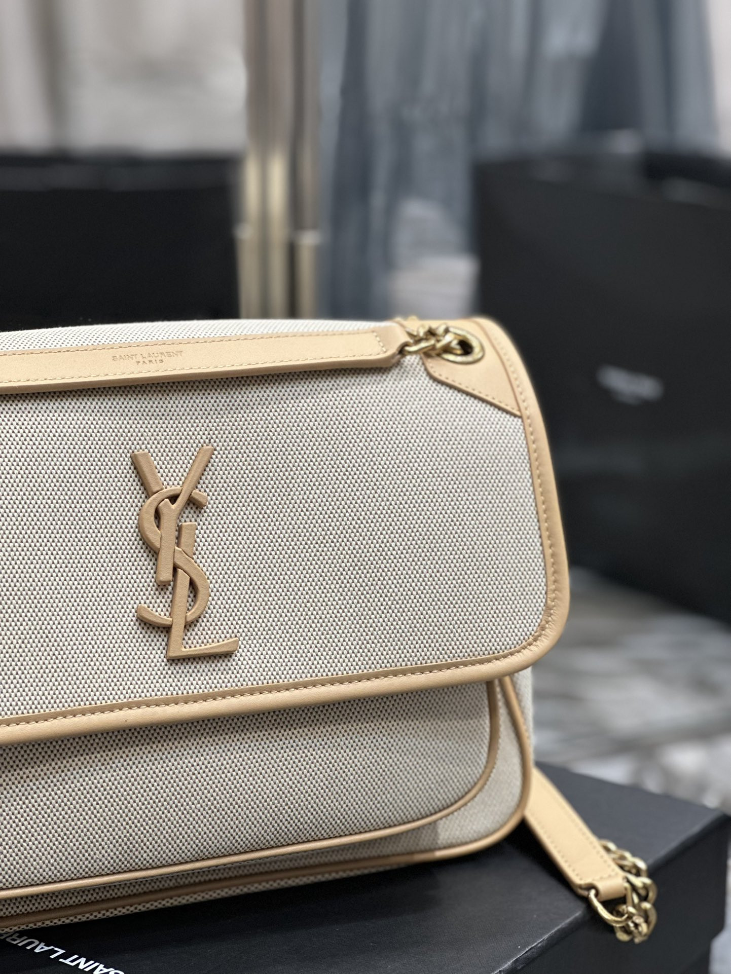 Y51 Niki Medium Bag