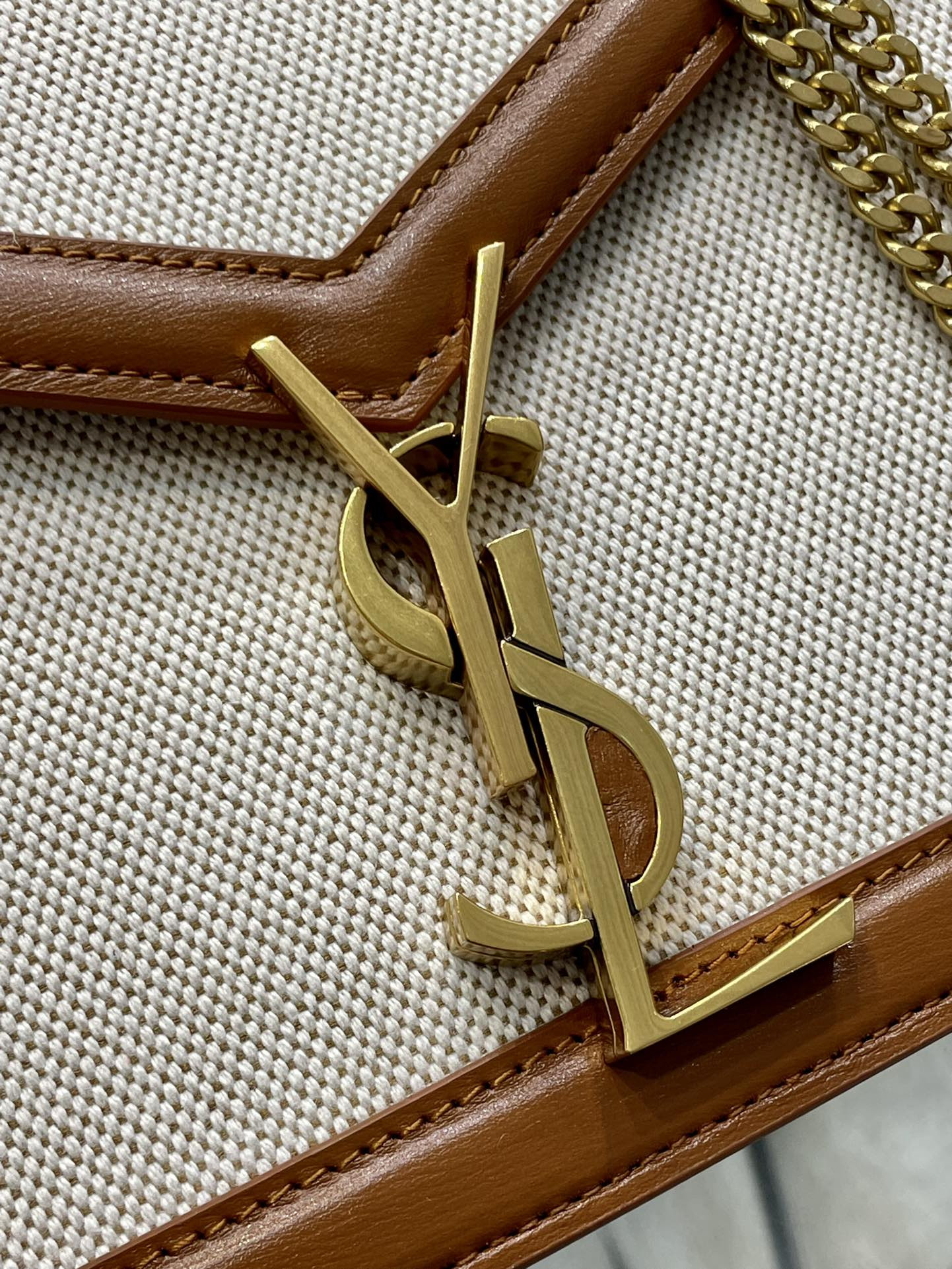 Y51 Cassandra Bag