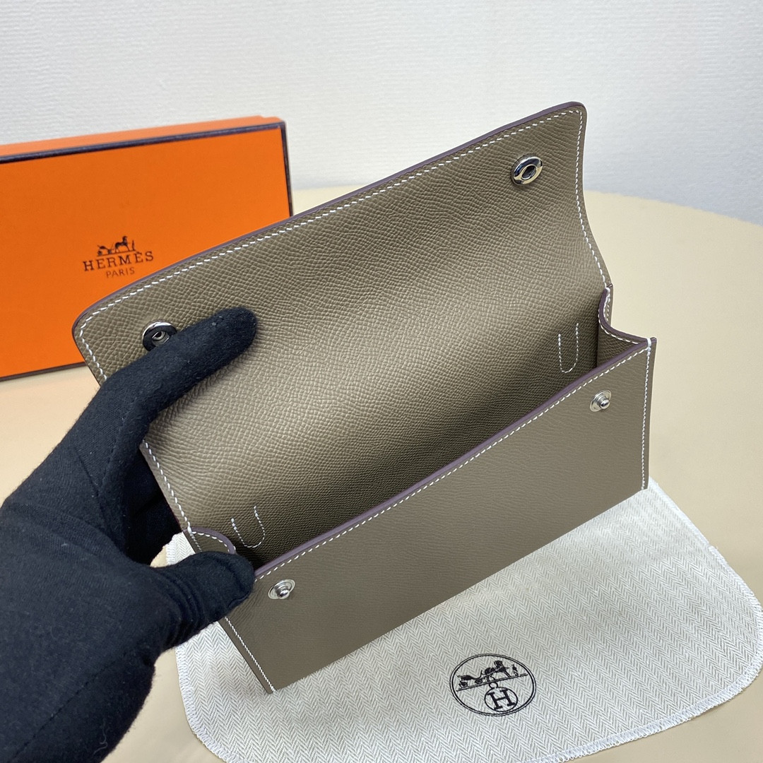 H**me5 Snap Wallet