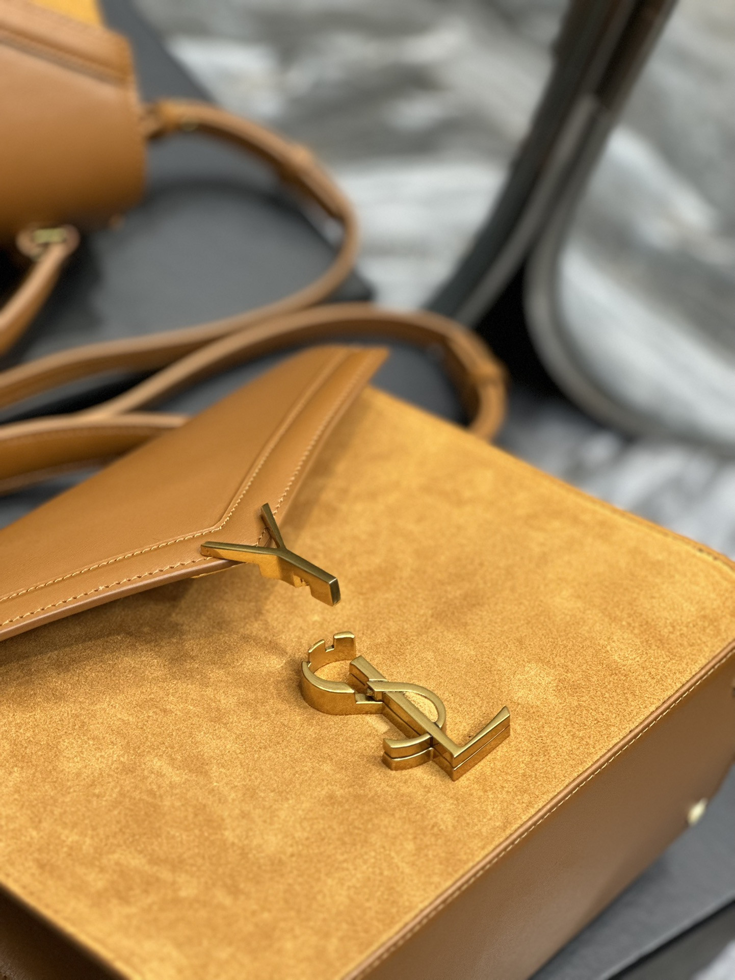 Y51 Cassandra Bag