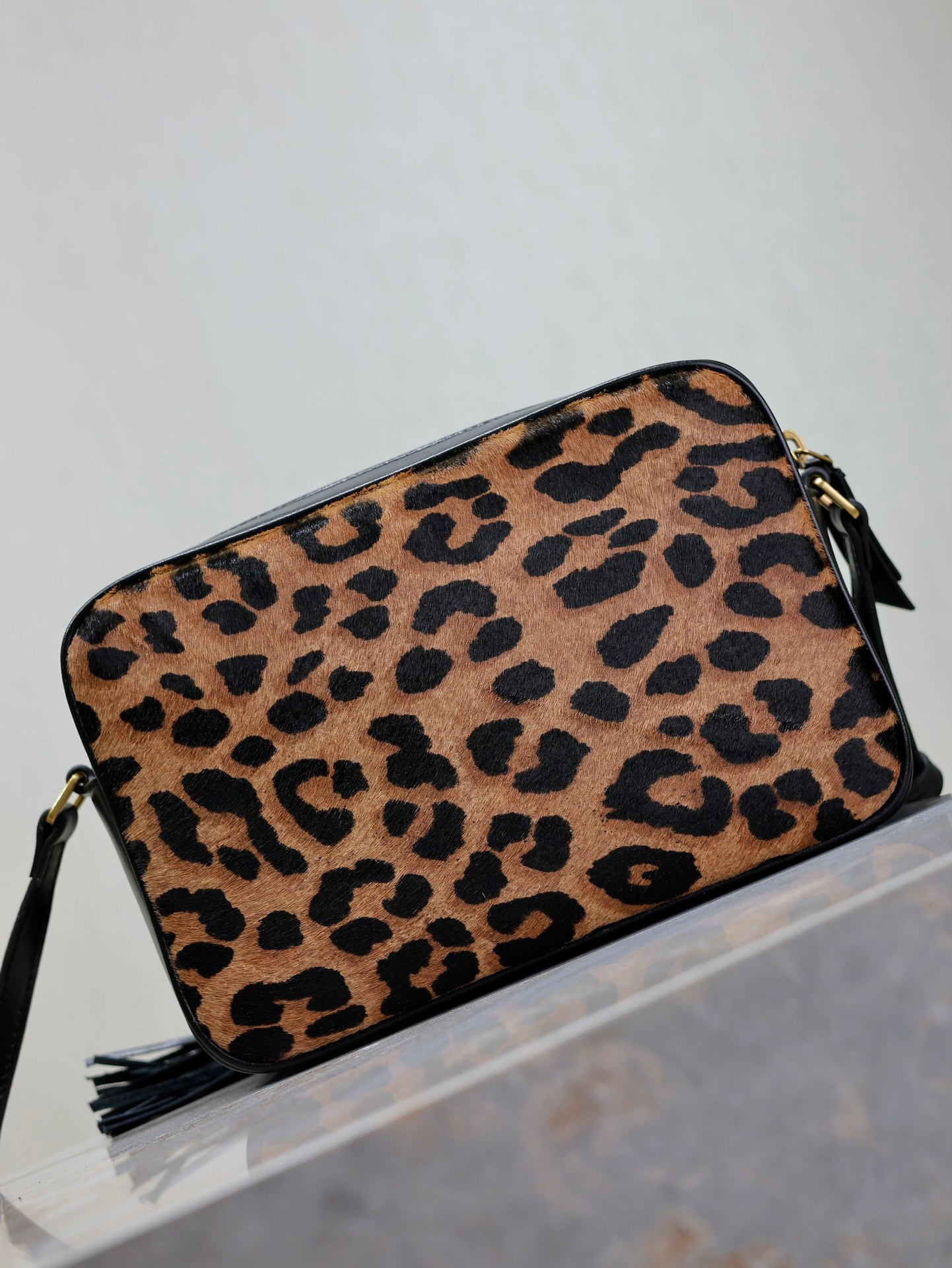 Y51 Lou Camera Bag