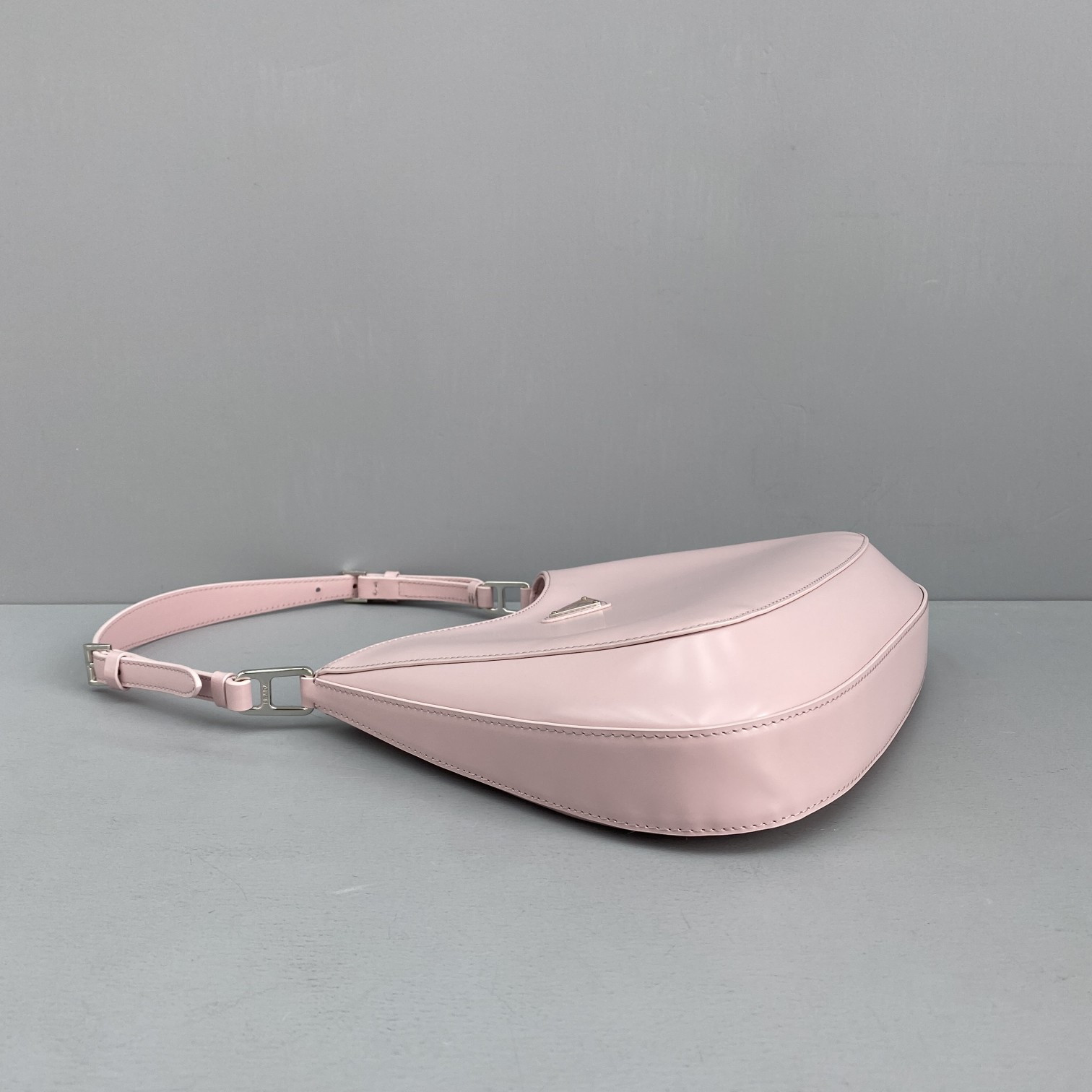 Pra*a Cleo Bag