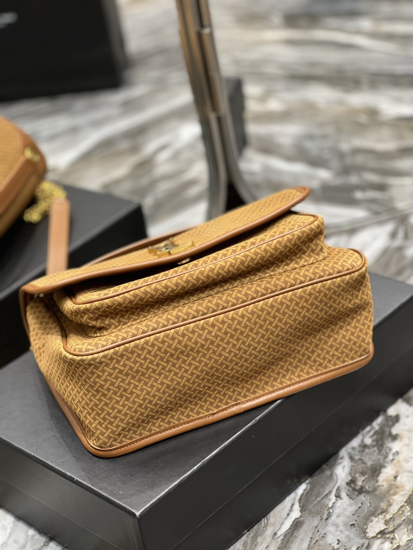 Y51 Niki Medium Bag