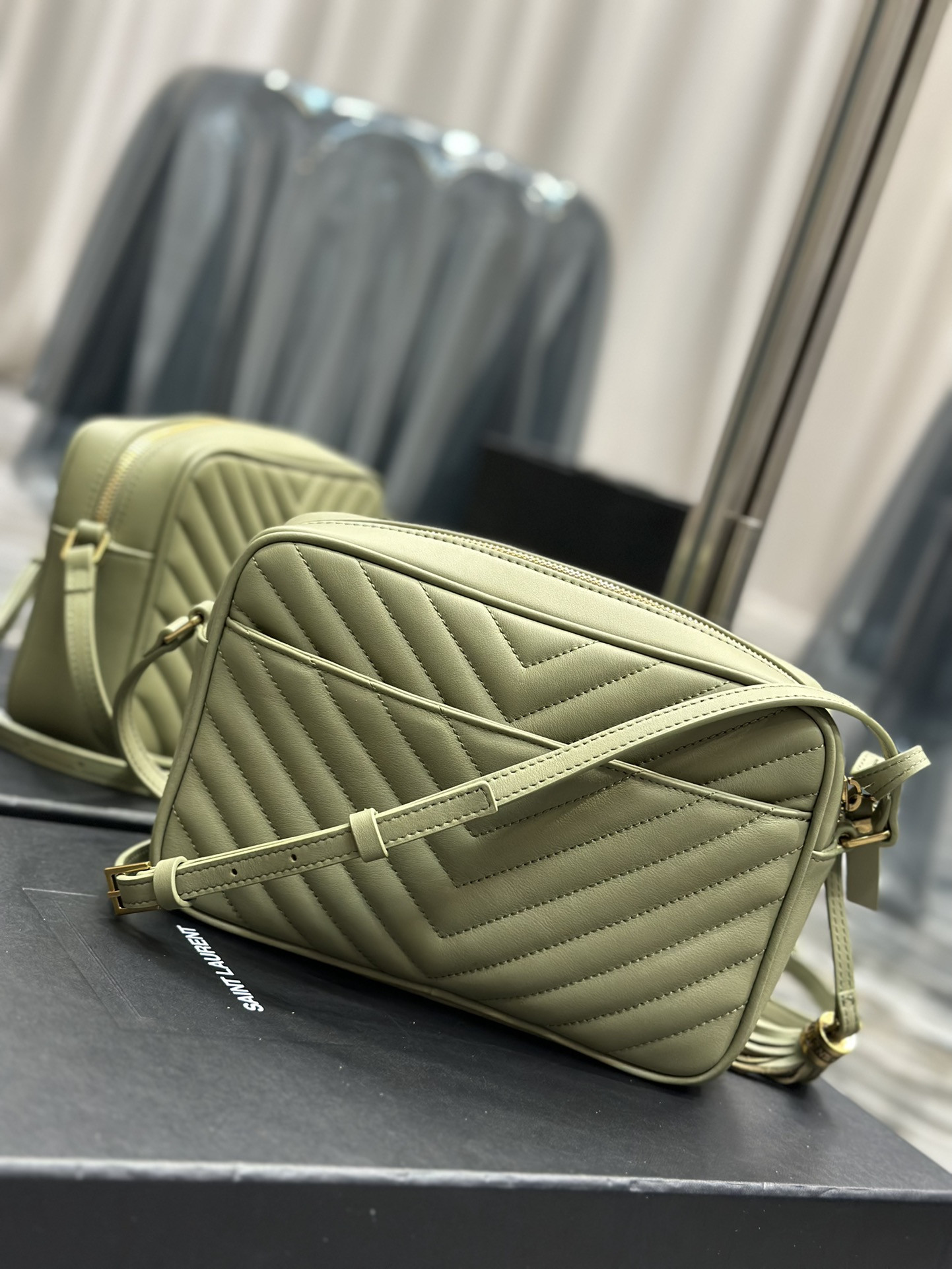 Y51 Lou Camera Bag