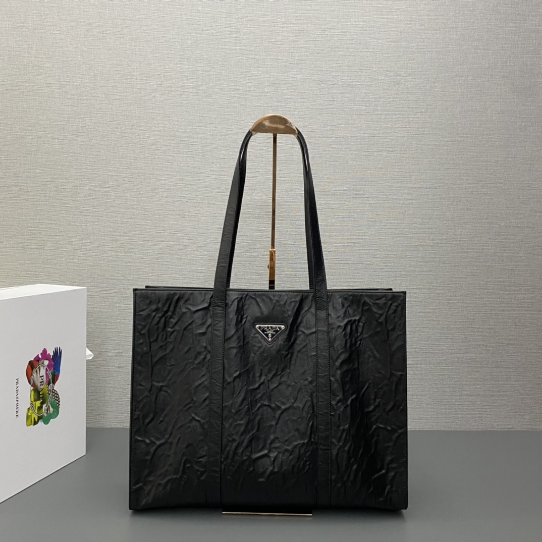 Pra*a Large Antique Tote Bag
