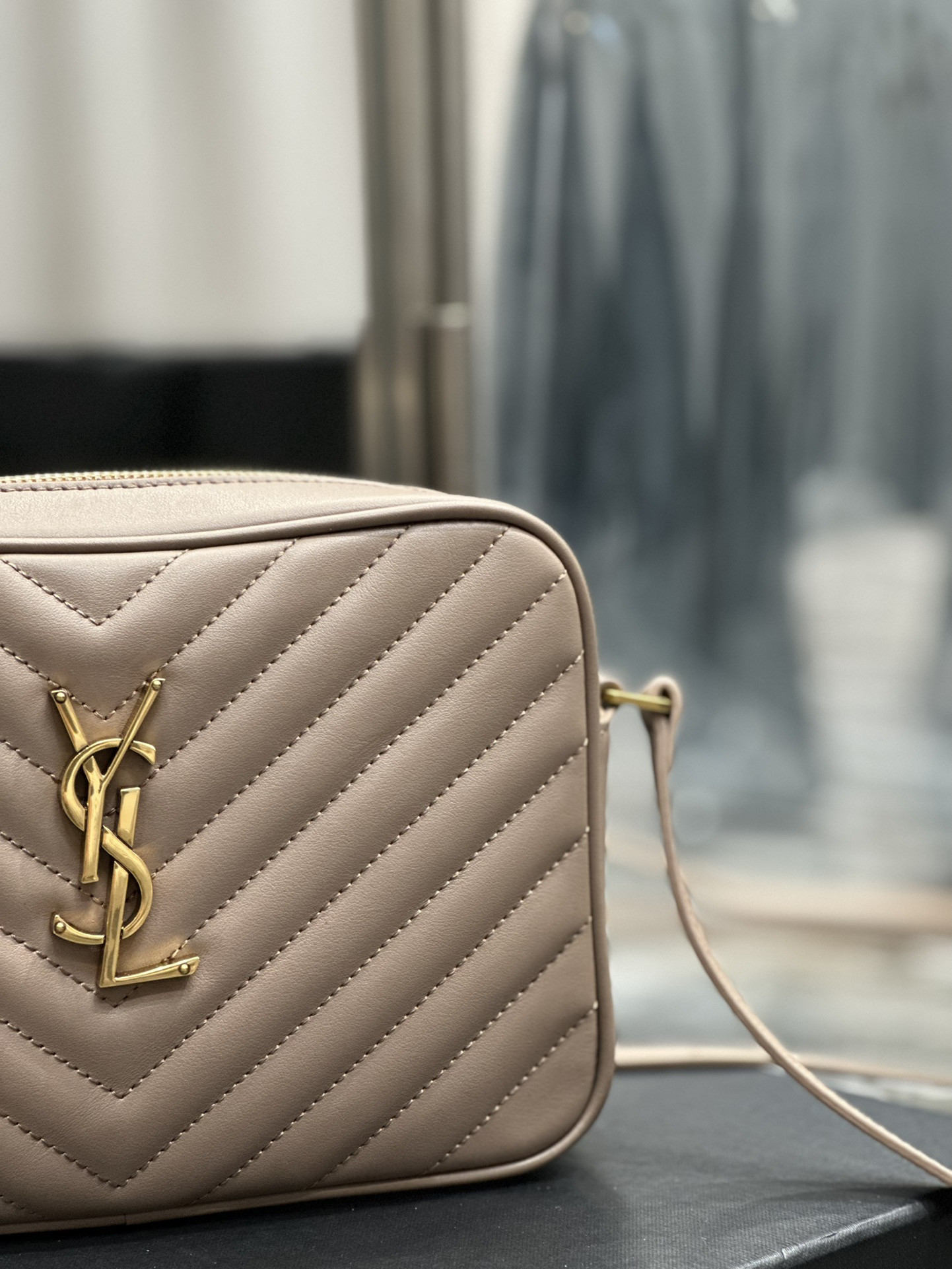 Y51 Lou Camera Bag