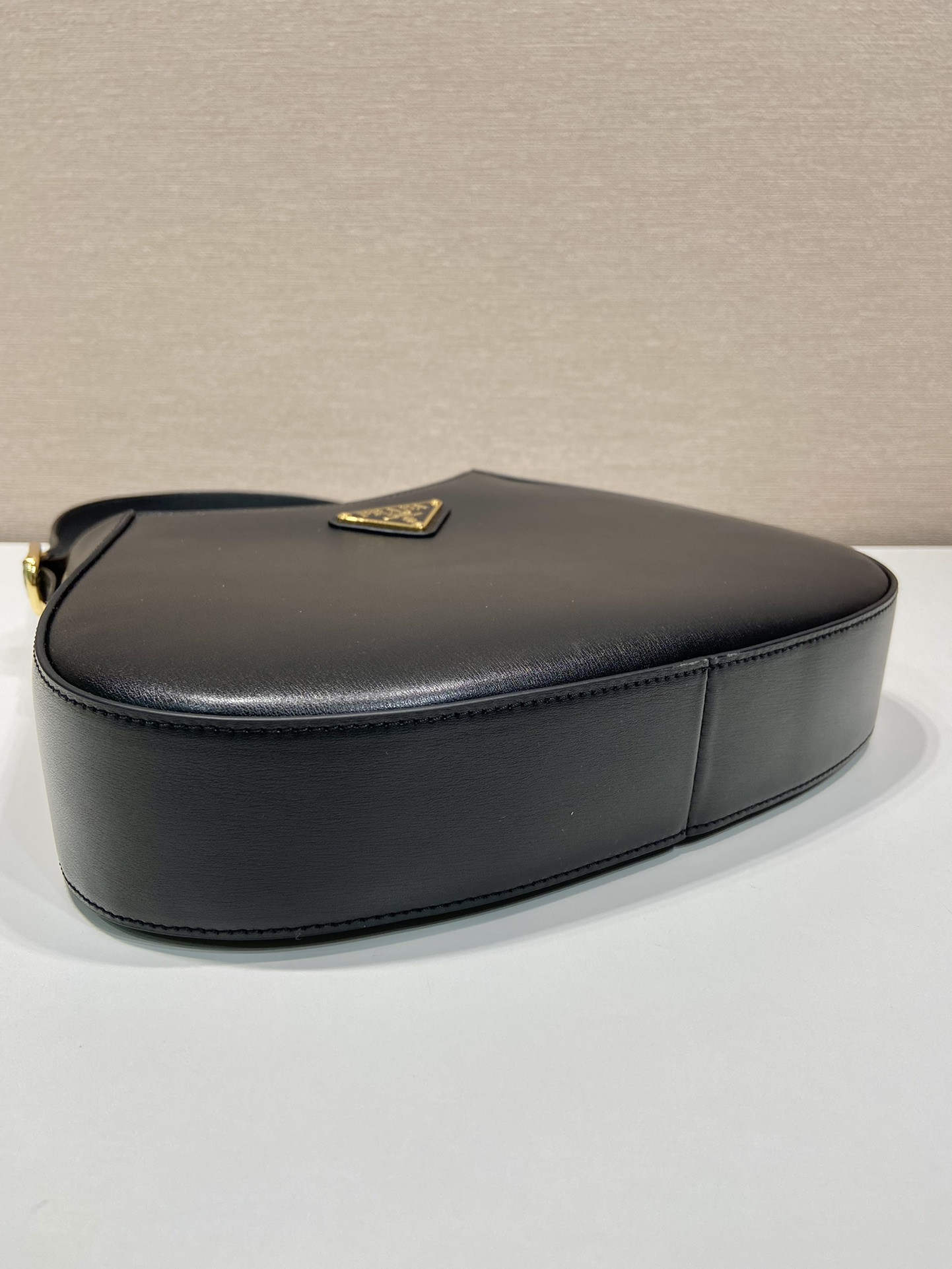 Pra*a Cleo Bag