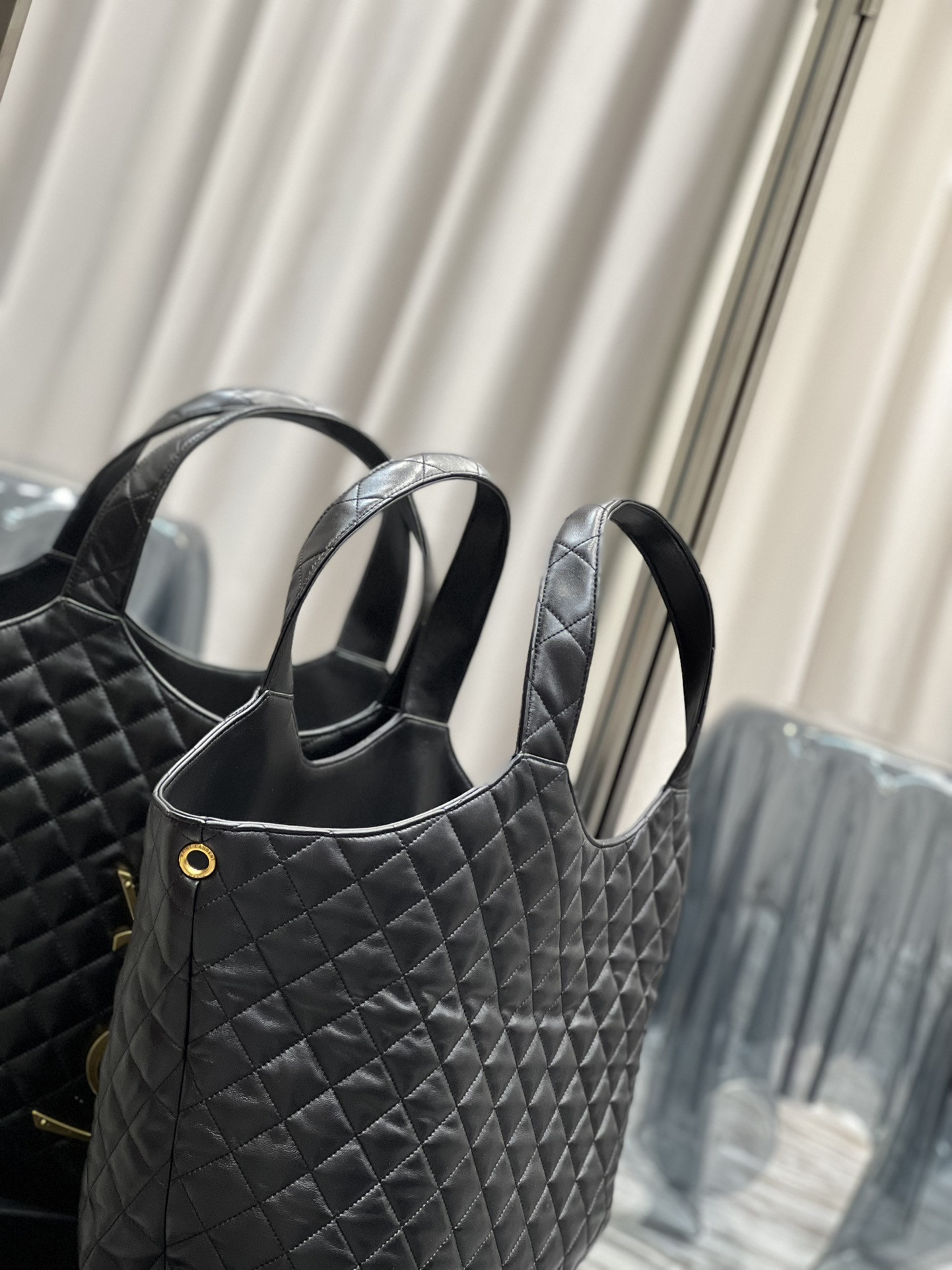Y51 ICARE TOTE