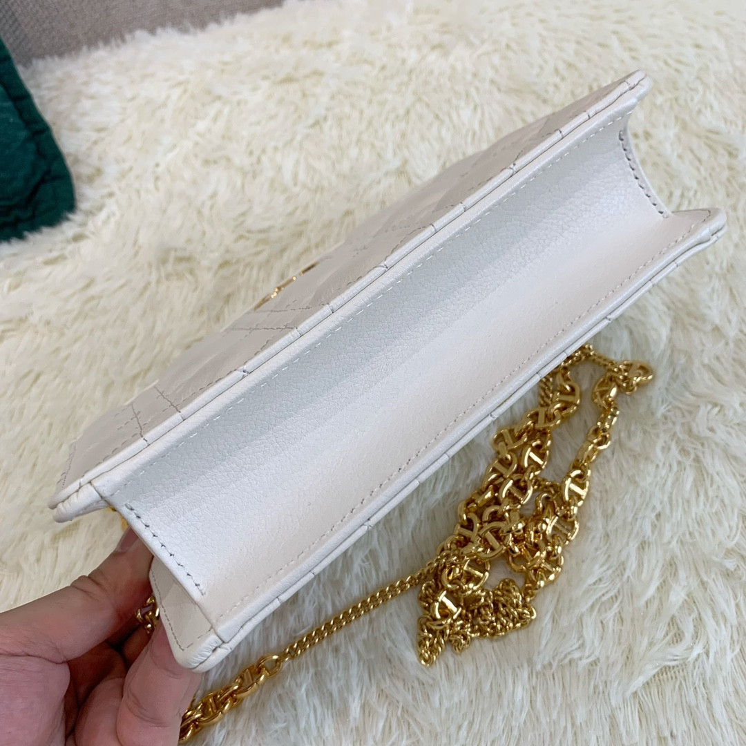 D10r Caro Zipped Pouch With Chain