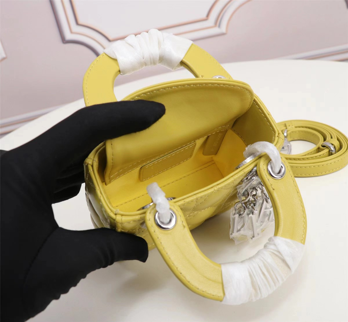 Lady D10r Micro Bag