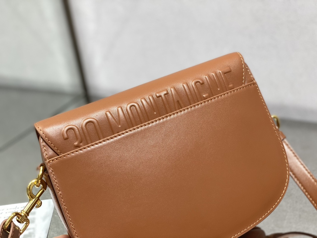 Medium D10r Bobby Bag