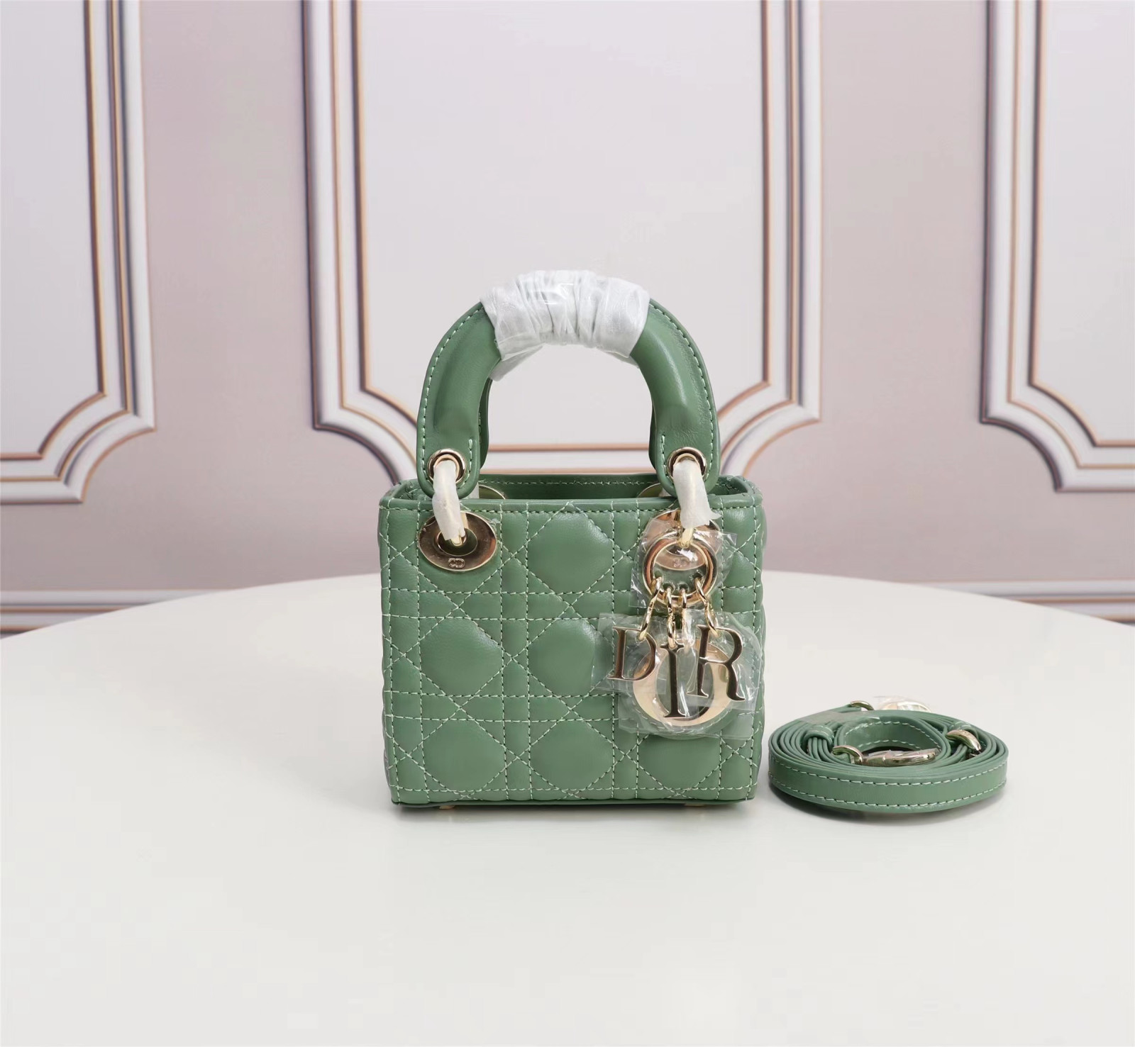 Lady D10r Micro Bag