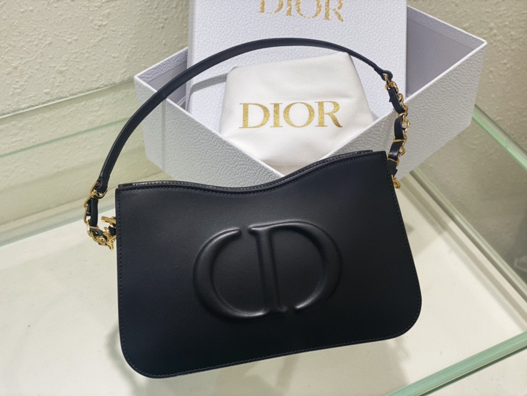 D10r Cd Signature Hobo Bag