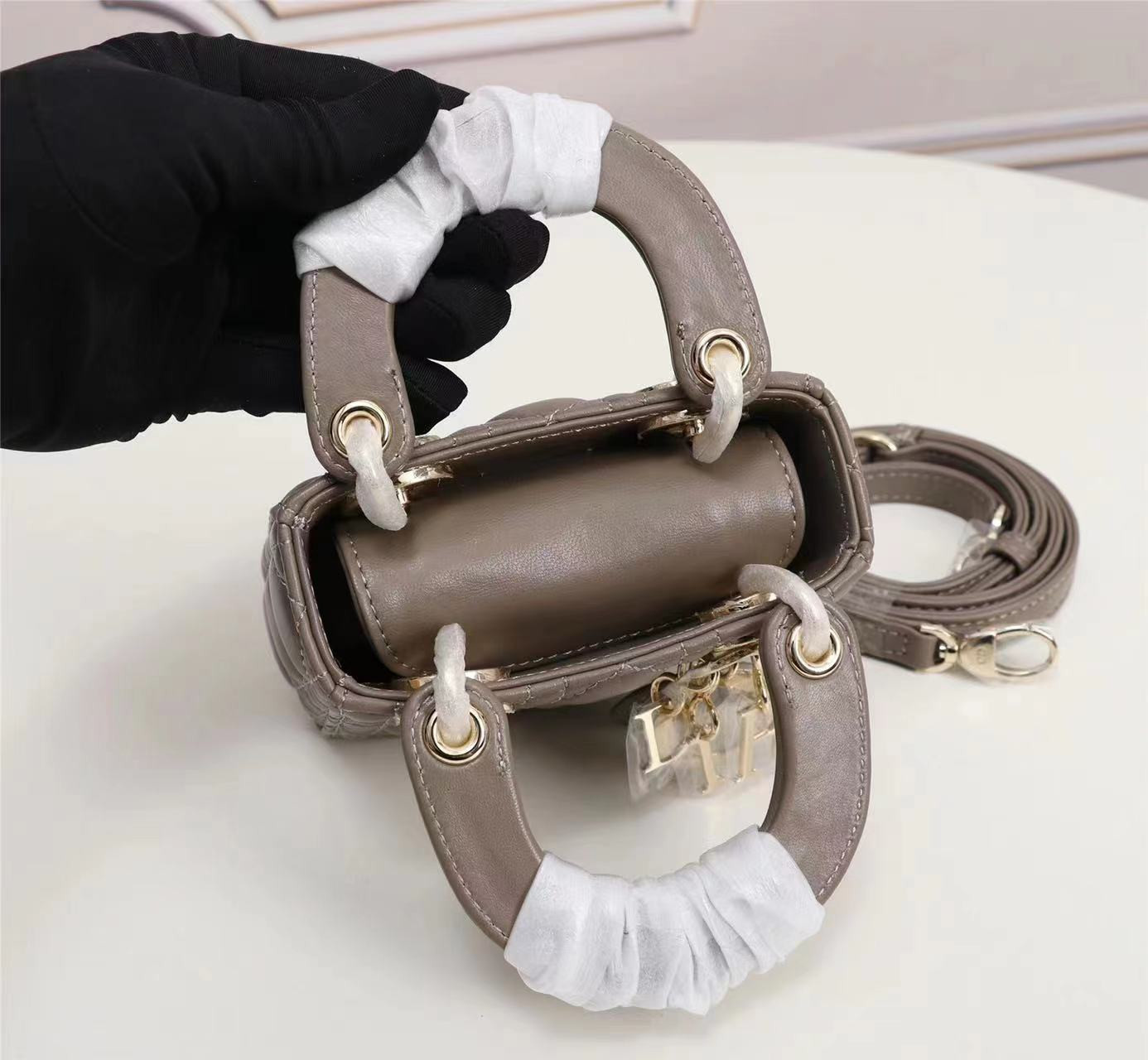 Lady D10r Micro Bag