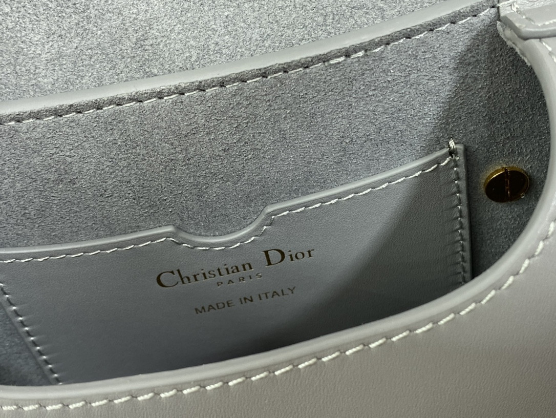 Small D10r Bobby Bag