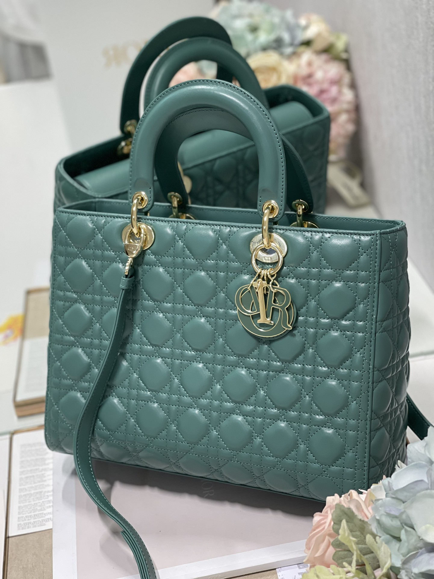 Large Lady D10r Bag