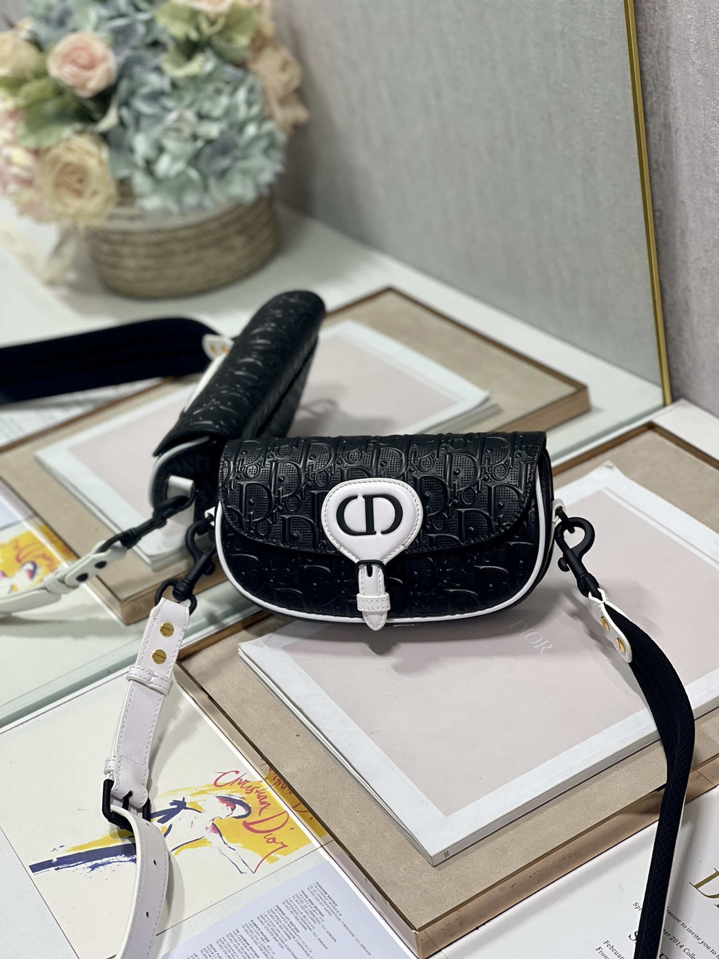 D10r Bobby East-west Bag