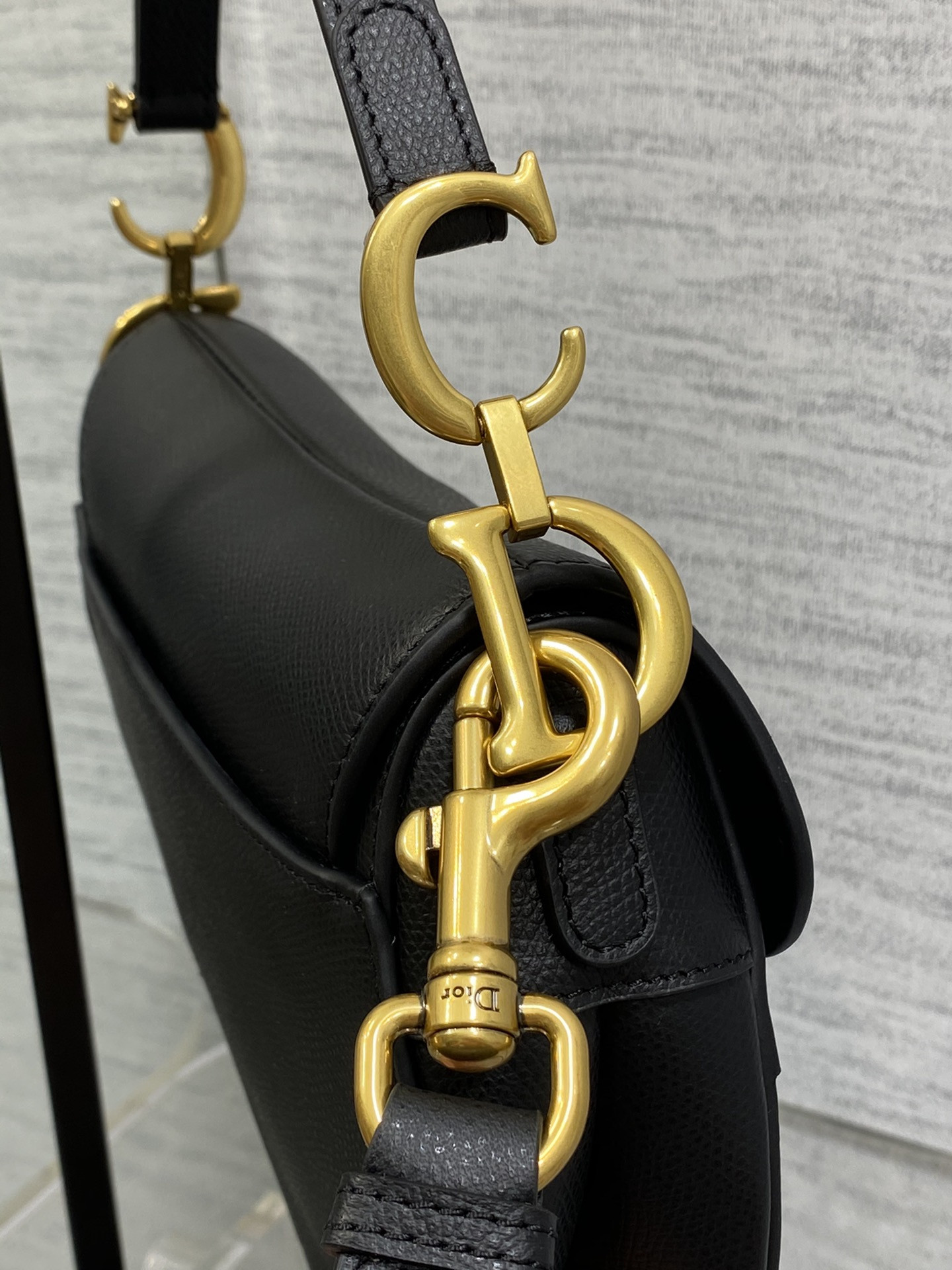 D10r Small Saddle Bag