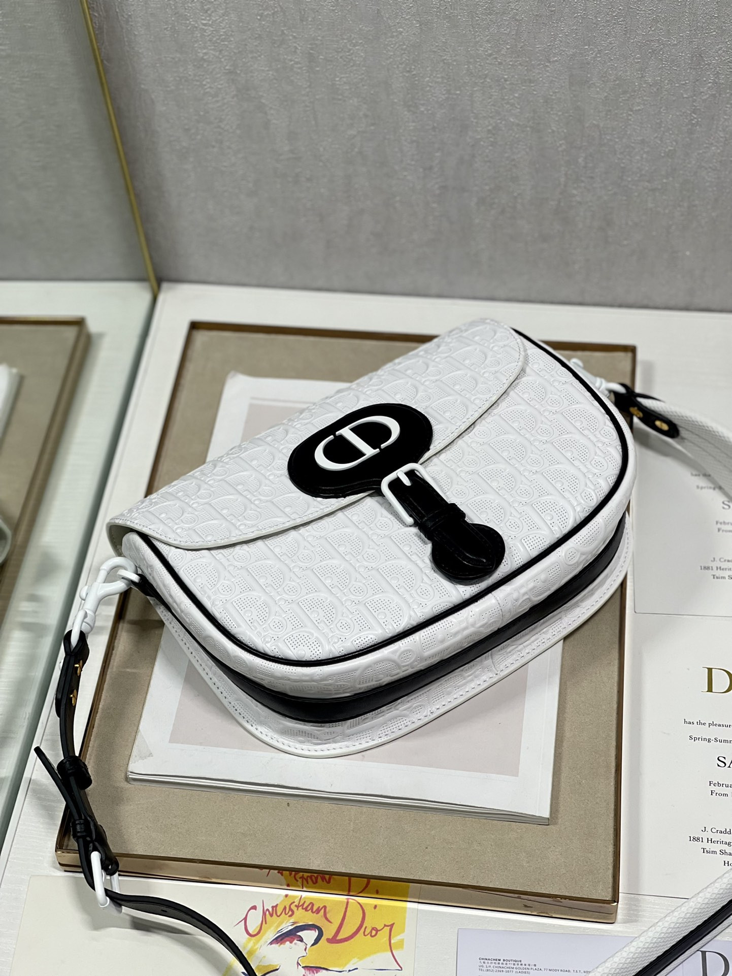 Large D10r Bobby Bag