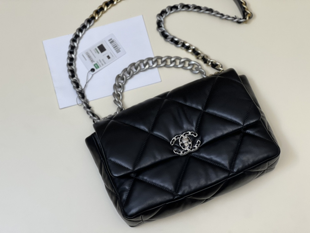 Chanle 19 Handbag