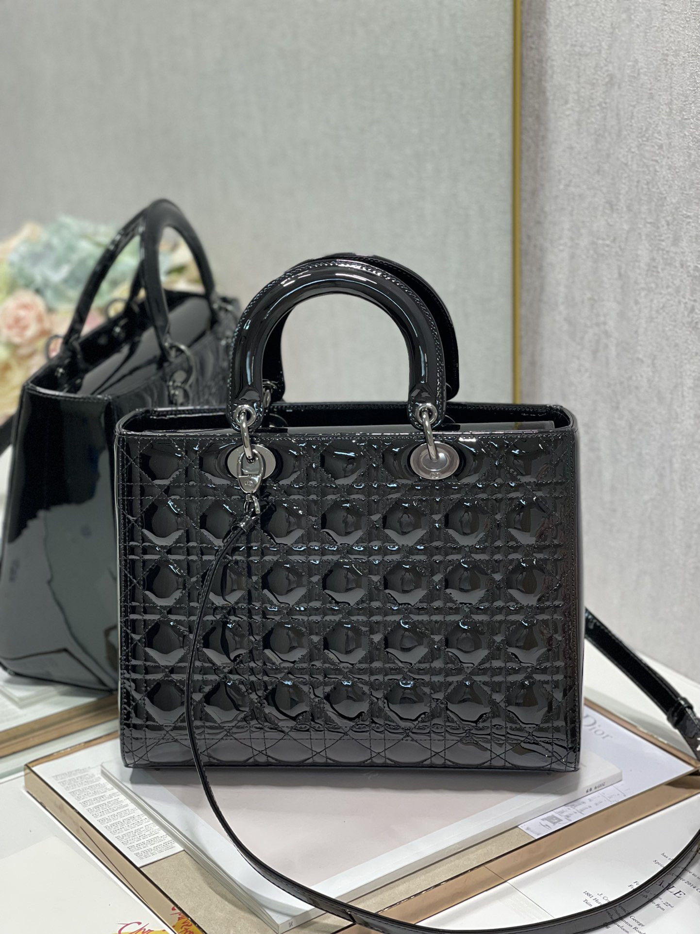 Large Lady D10r Bag