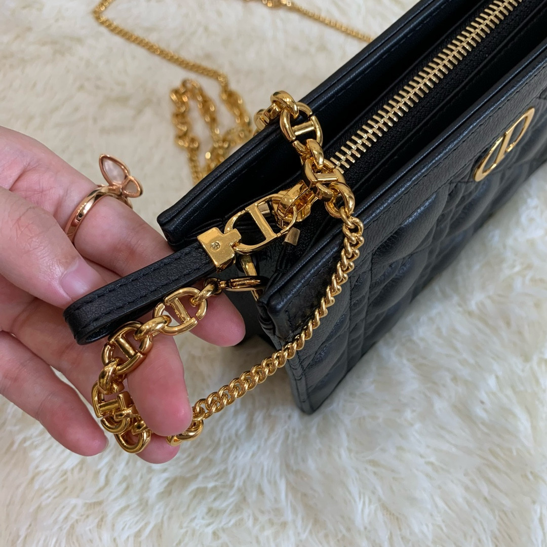 D10r Caro Zipped Pouch With Chain