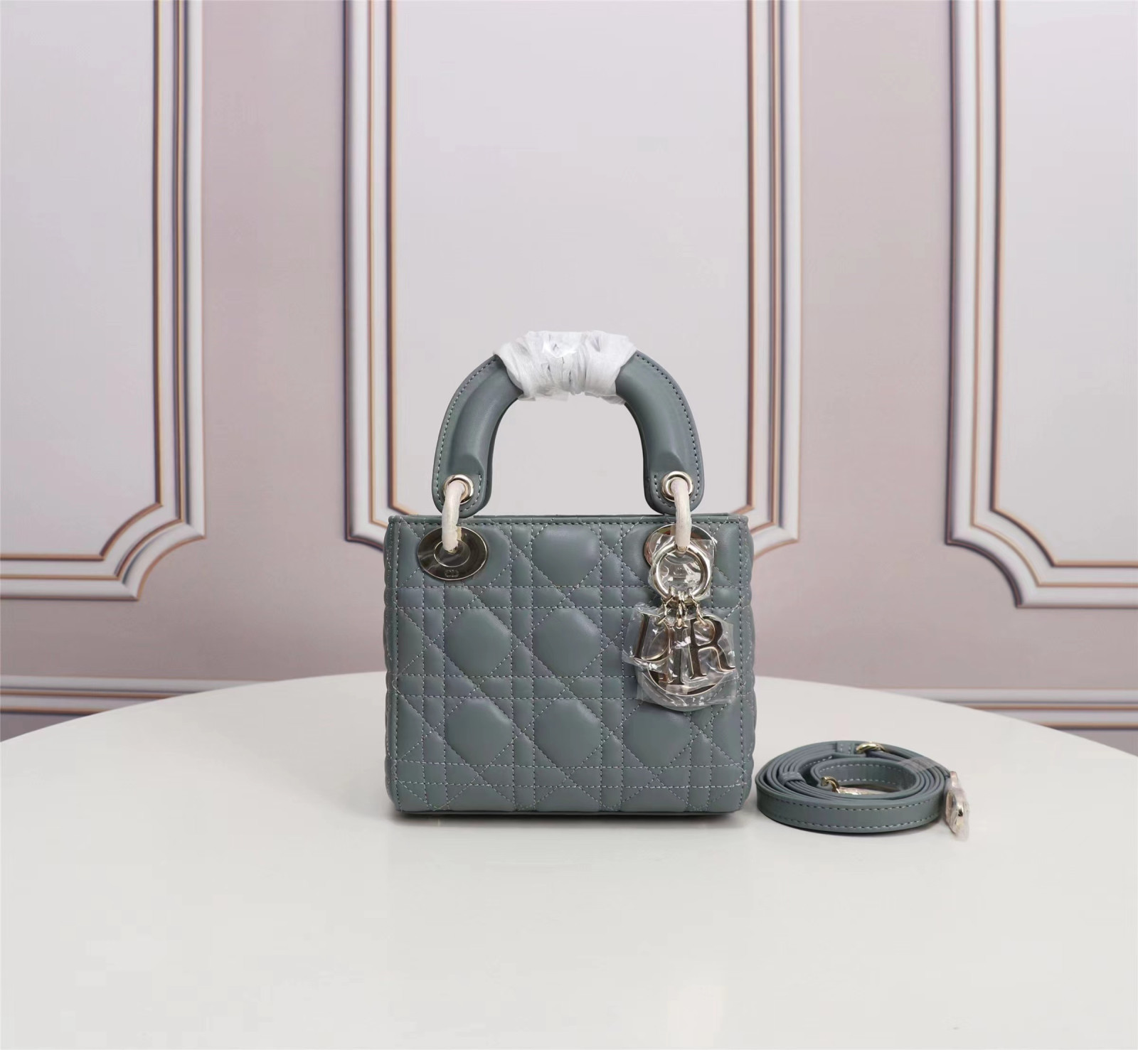 Lady D10r Micro Bag