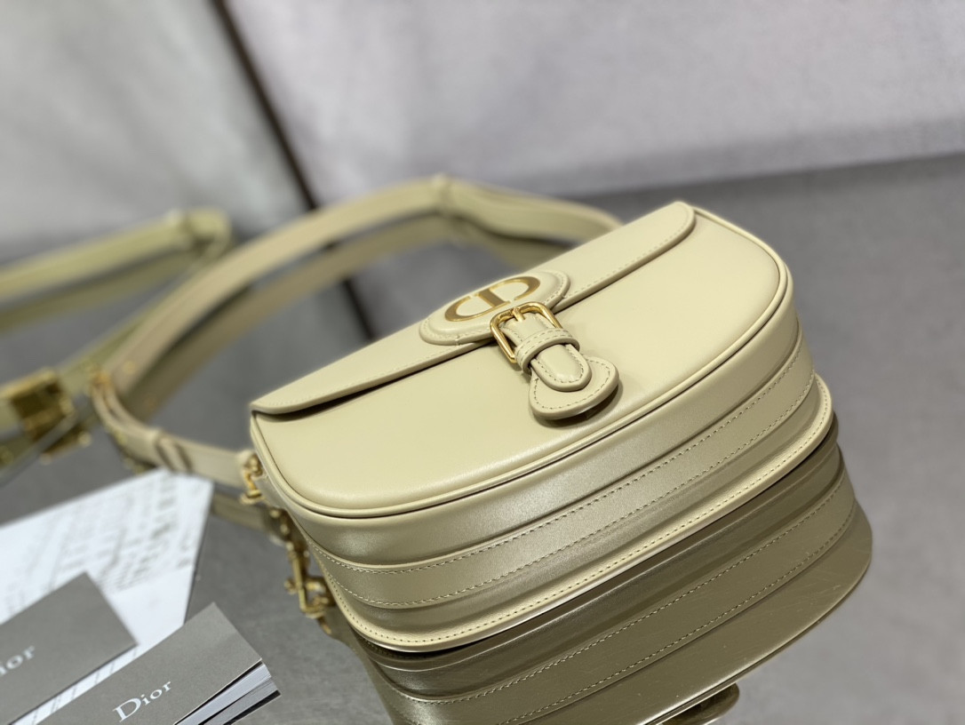 Medium D10r Bobby Bag