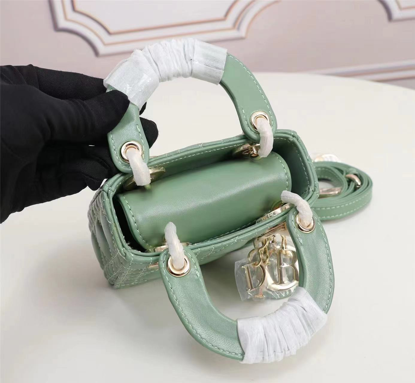 Lady D10r Micro Bag
