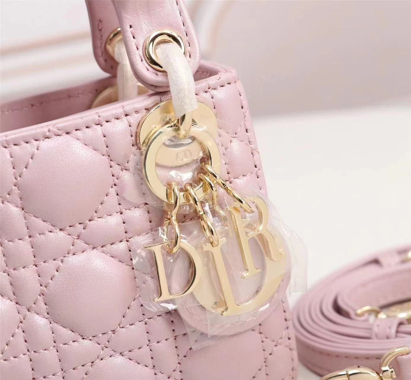 Lady D10r Micro Bag